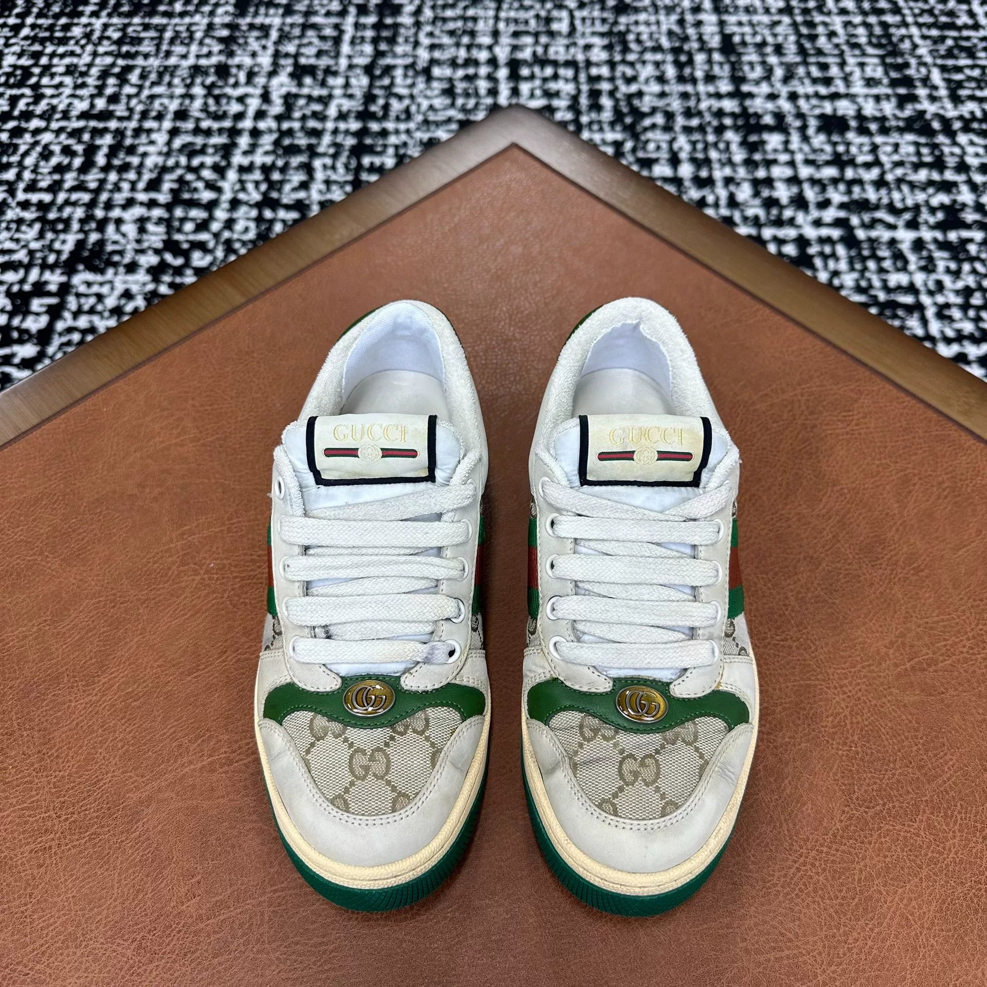 Gucci Gucci Green Lowtop Sneakers it_36-5 Women Size US 6.5 / IT 36.5 - 2 Thumbnail