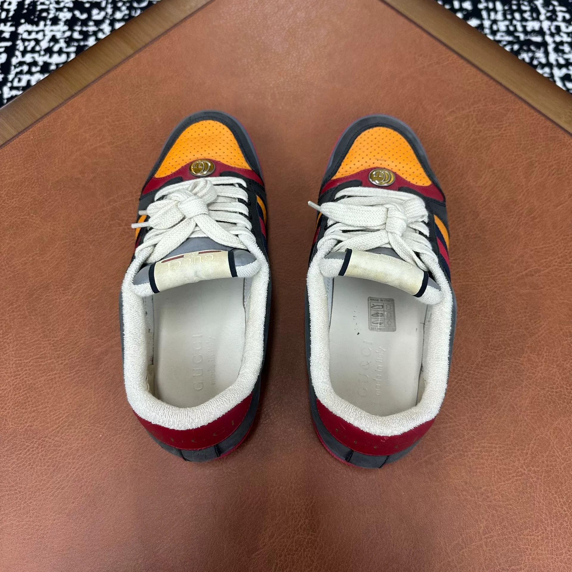 Gucci Gucci Yellow Lowtop Sneakers 6 Men Size US 6 / EU 39 - 3 Thumbnail