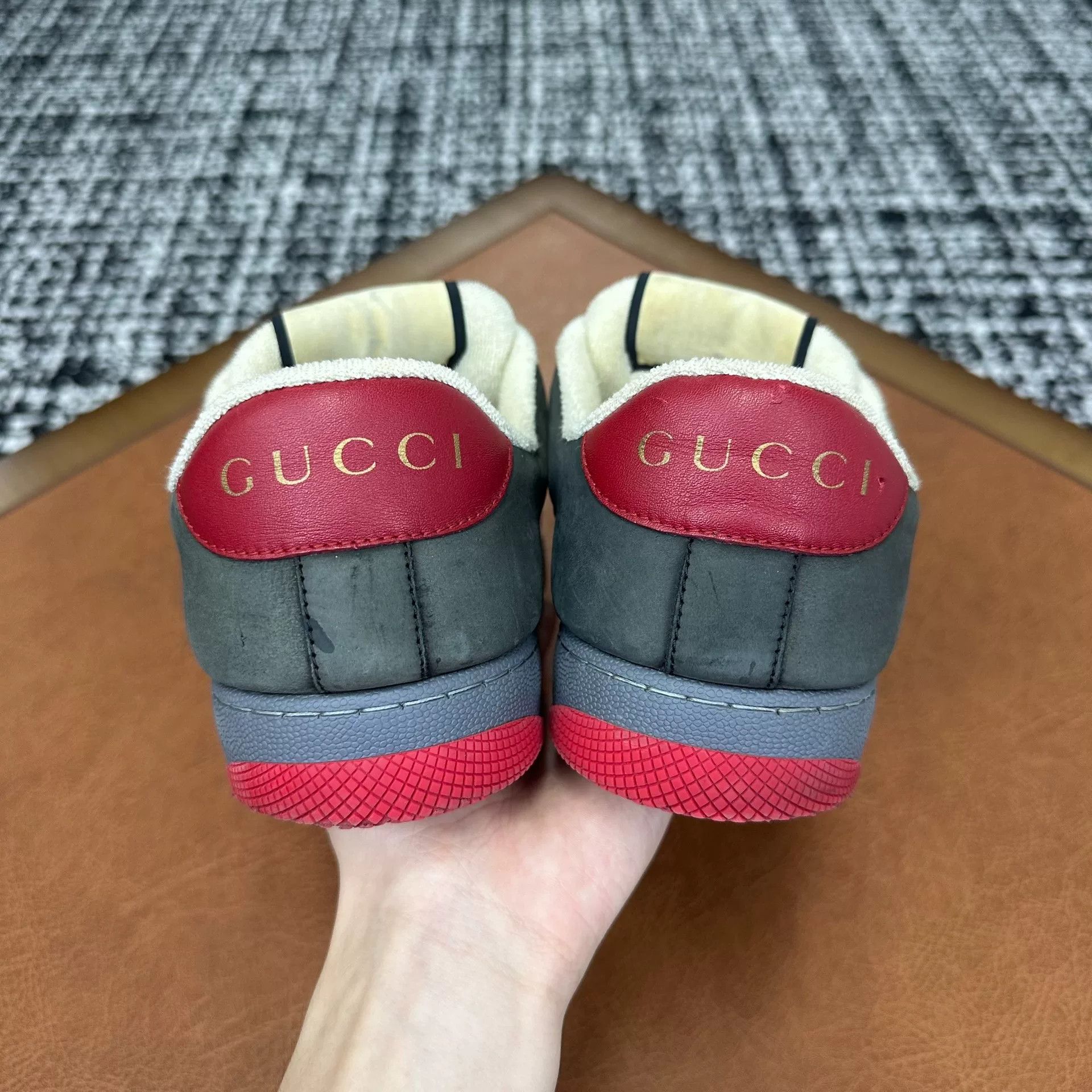 Gucci Gucci Yellow Lowtop Sneakers 6 Men Size US 6 / EU 39 - 5 Thumbnail