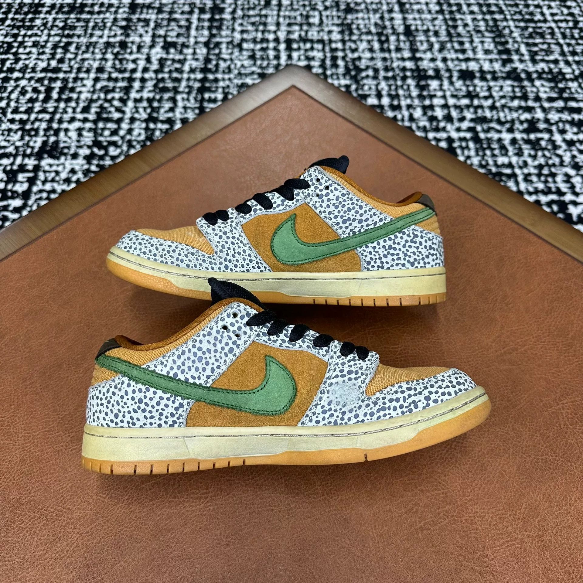 Nike Nike DUNK Brown Lowtop Sneakers 7 Men Size US 7 / EU 40 - 6 Thumbnail