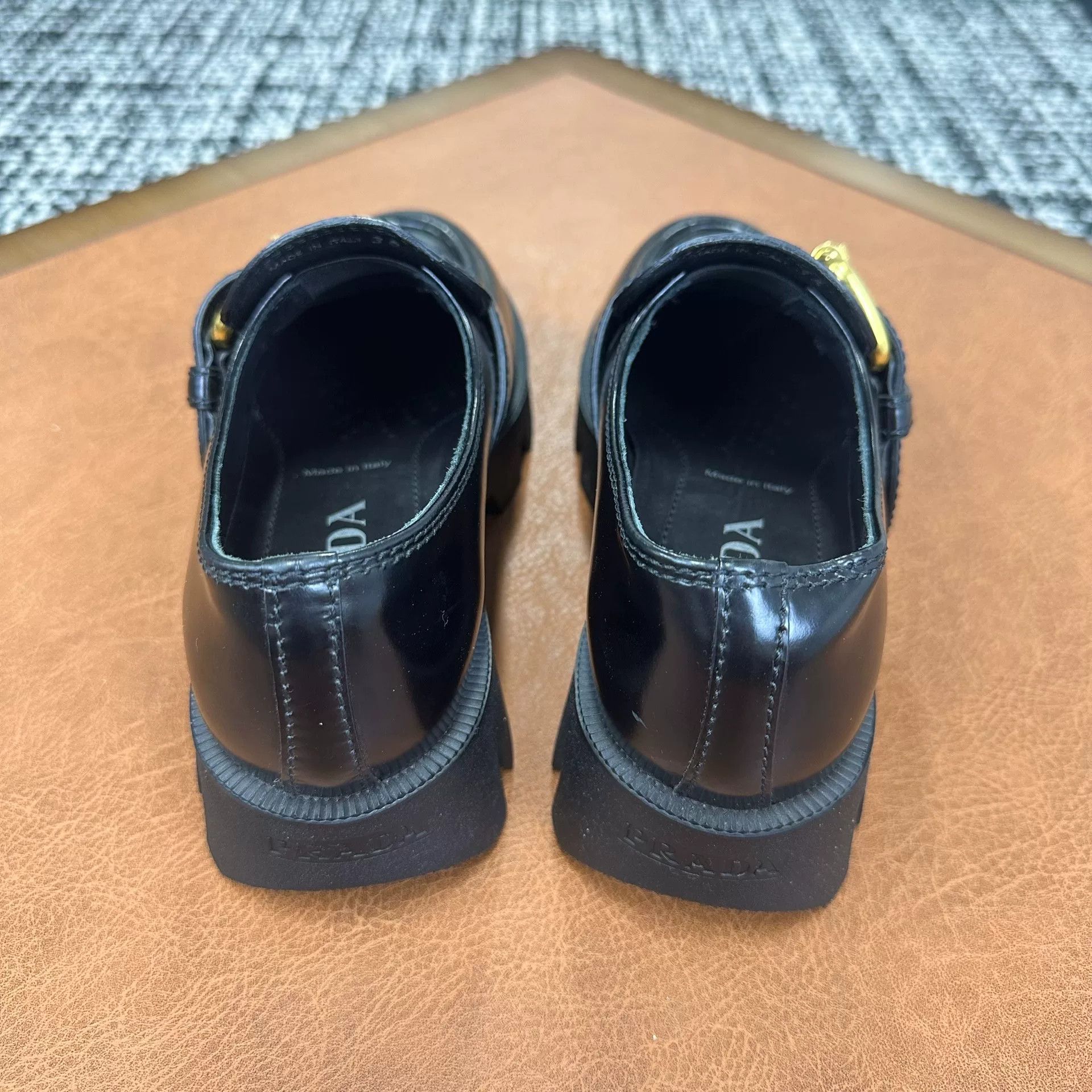 Prada Prada Metallic Black Lowtop Sneakers it_36 Women Size US 6 / IT 36 - 4 Thumbnail