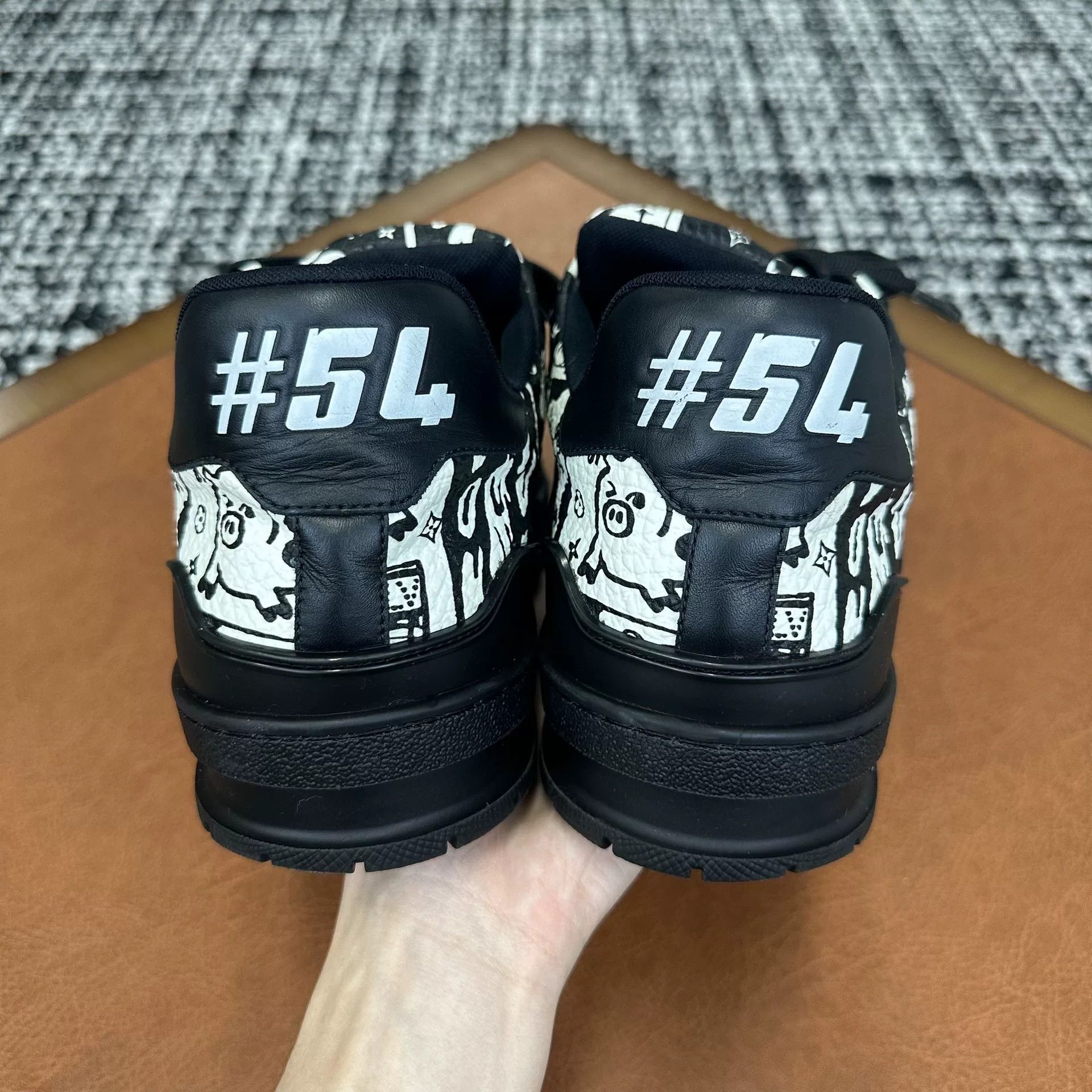 Louis Vuitton Louis Vuitton Training Printed Black Lowtop Sneakers 10 Men Size US 10 / EU 43 - 4 Thumbnail