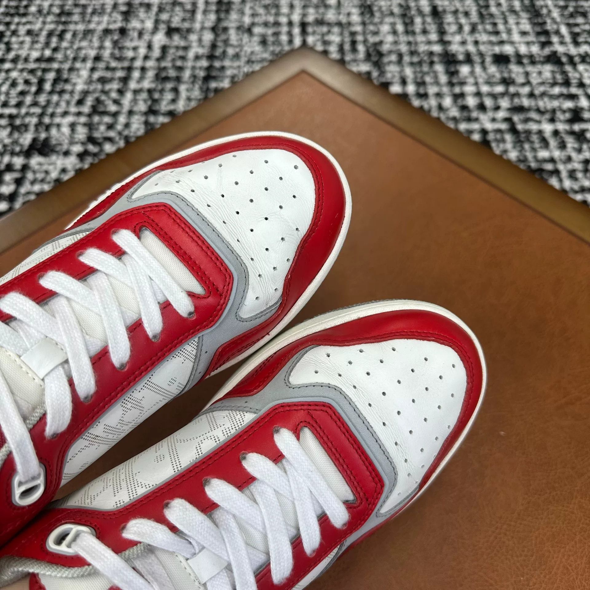 Dior Dior Limited Printed Red Lowtop Sneakers 7 Men Size US 7 / EU 40 - 7 Thumbnail