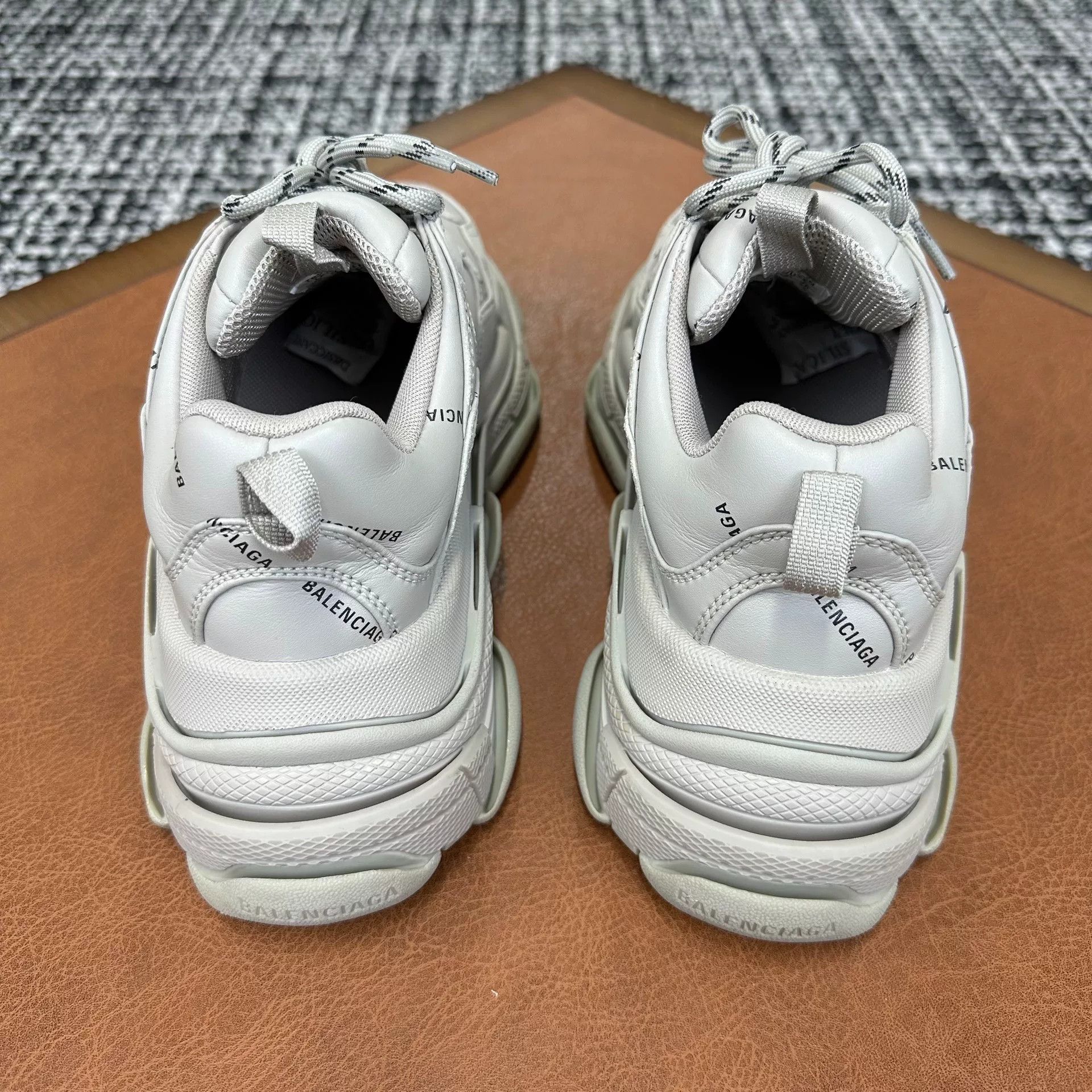 Balenciaga Balenciaga Lowtop Sneakers it_38 Women Size US 8 / IT 38 - 3 Thumbnail