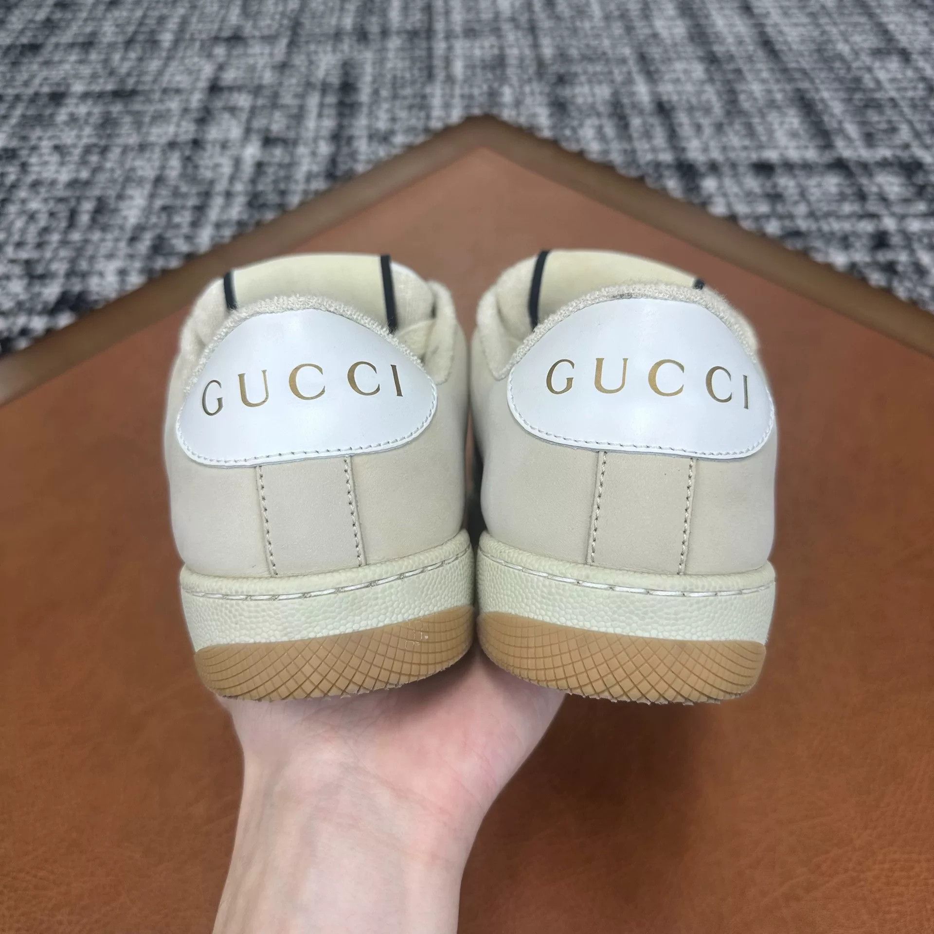 Gucci Gucci Beige Lowtop Sneakers it_35-5 Women Size US 5.5 / IT 35.5 - 3 Thumbnail