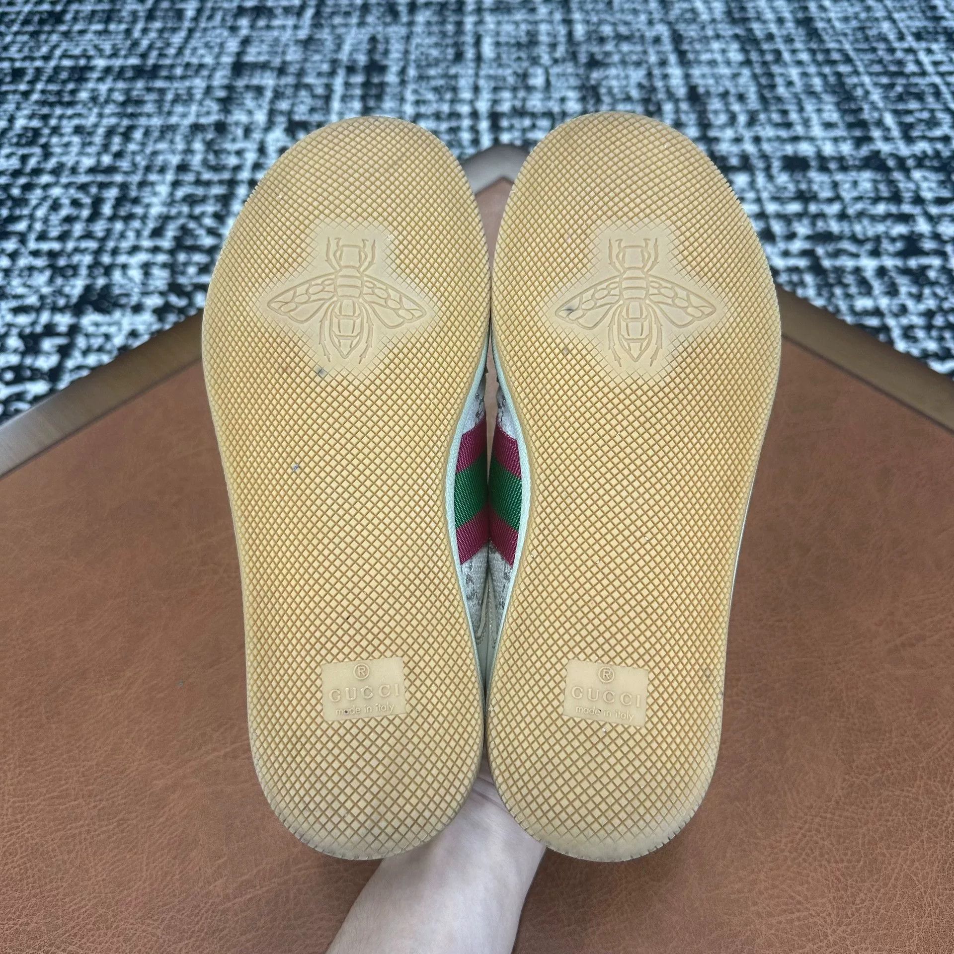 Gucci Gucci Beige Lowtop Sneakers it_35-5 Women Size US 5.5 / IT 35.5 - 8 Thumbnail