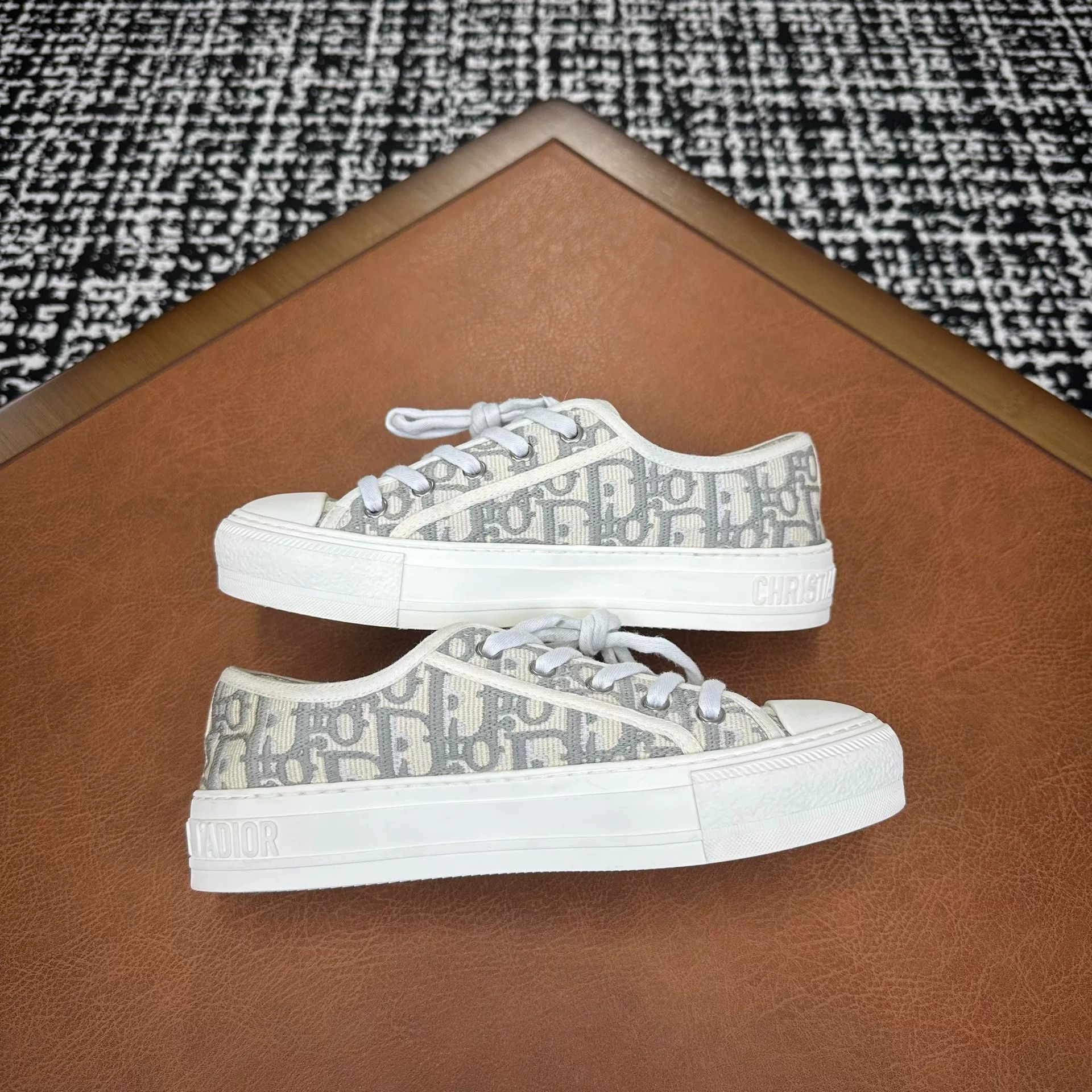 Dior Dior Gray Lowtop Sneakers it_36 Women Size US 6 / IT 36 - 5 Thumbnail