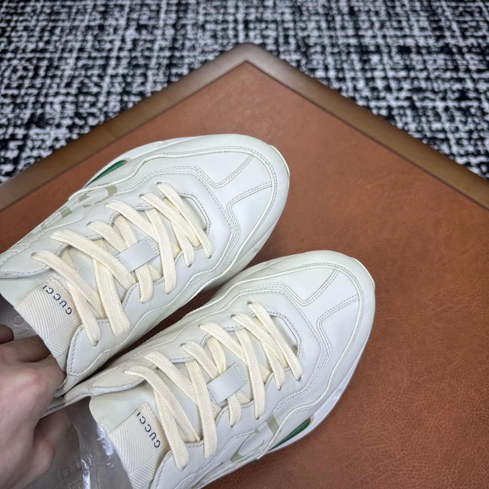 Gucci Gucci Printed Lowtop Sneakers 8 Men Size US 8 / EU 41 - 5 Thumbnail