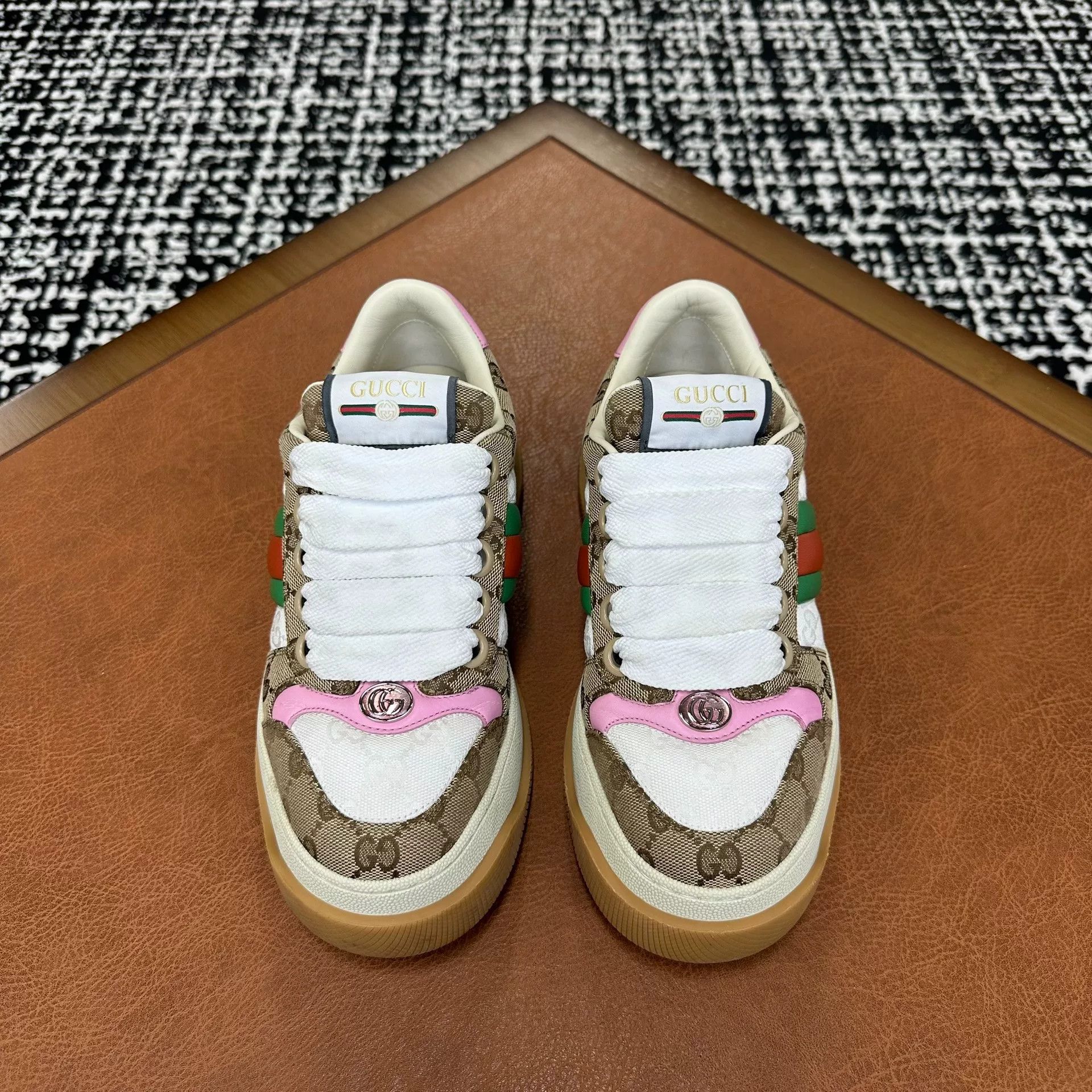 Gucci Gucci Brown Lowtop Sneakers it_37 Women Size US 7 / IT 37 - 2 Thumbnail