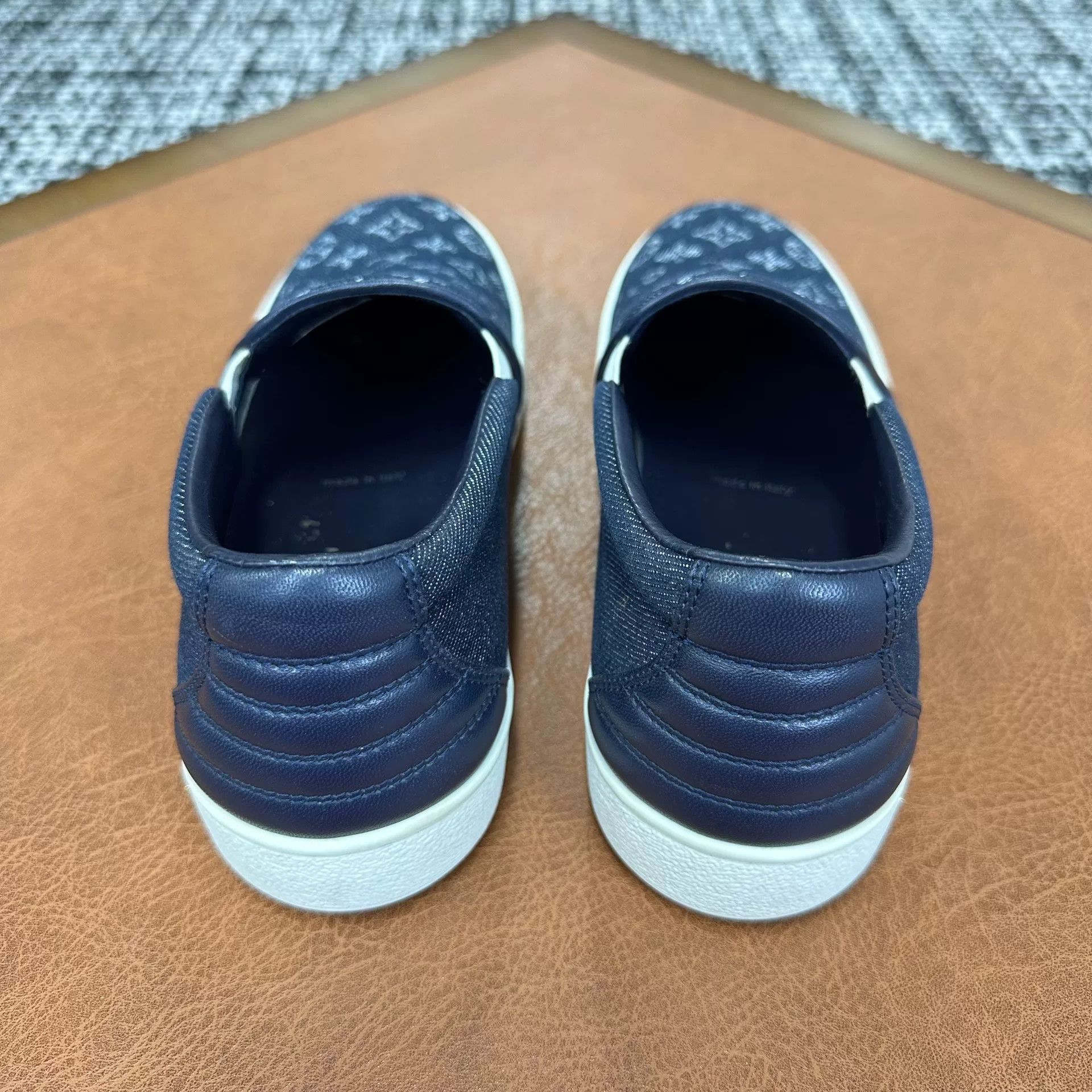 Louis Vuitton Louis Vuitton Canvas Denim Lowtop Sneakers it_37 Women Size US 7 / IT 37 - 5 Thumbnail