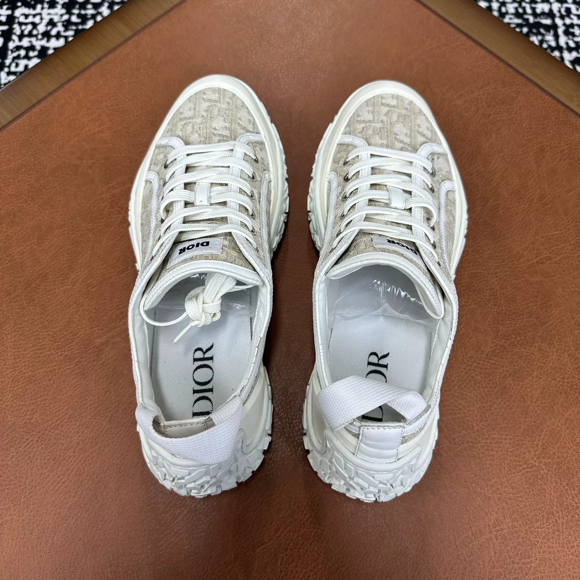 Dior Dior Casual White Lowtop Sneakers 10 Men Size US 10 / EU 43 - 4 Thumbnail