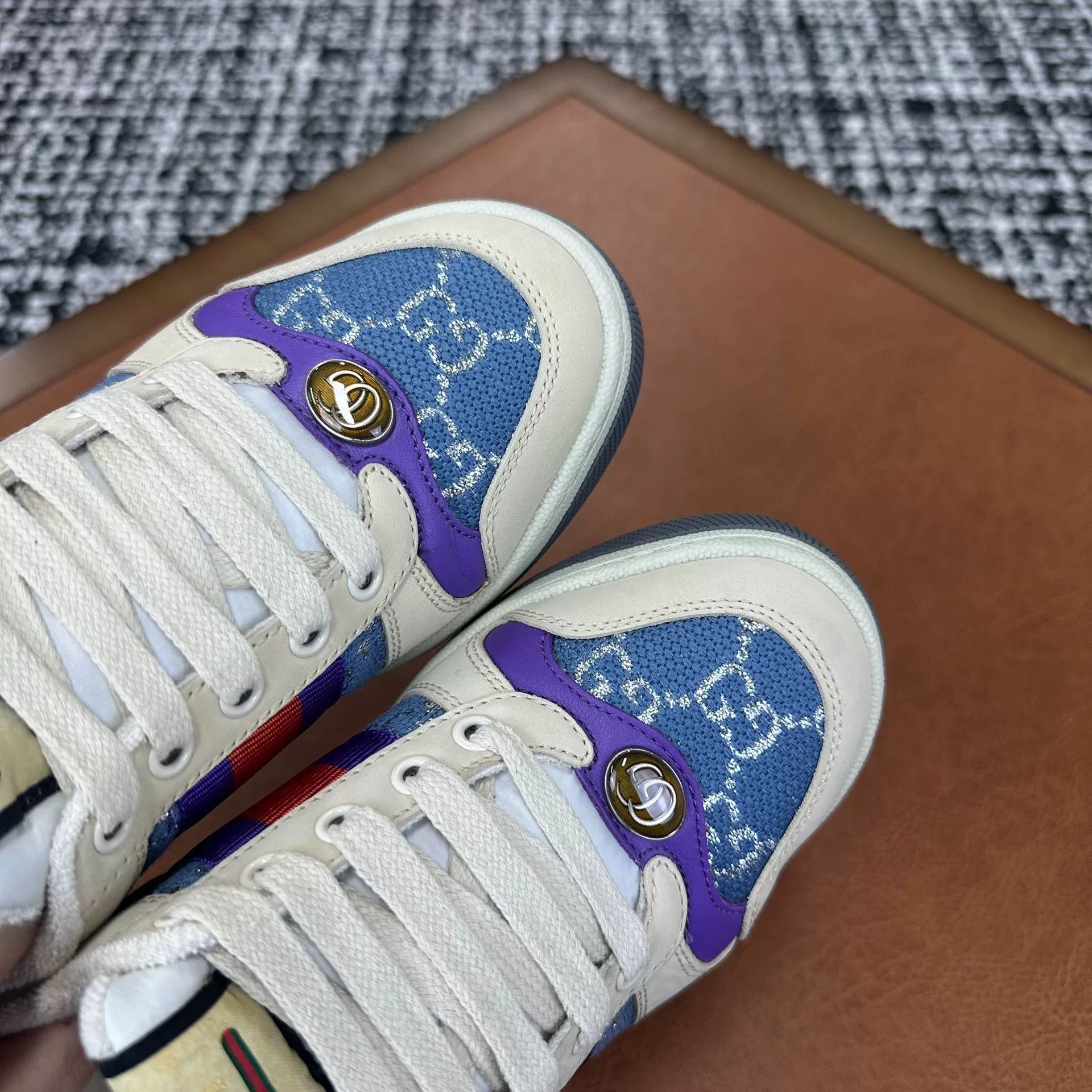 Gucci Gucci Blue Lowtop Sneakers it_35 Women Size US 5 / IT 35 - 4 Thumbnail