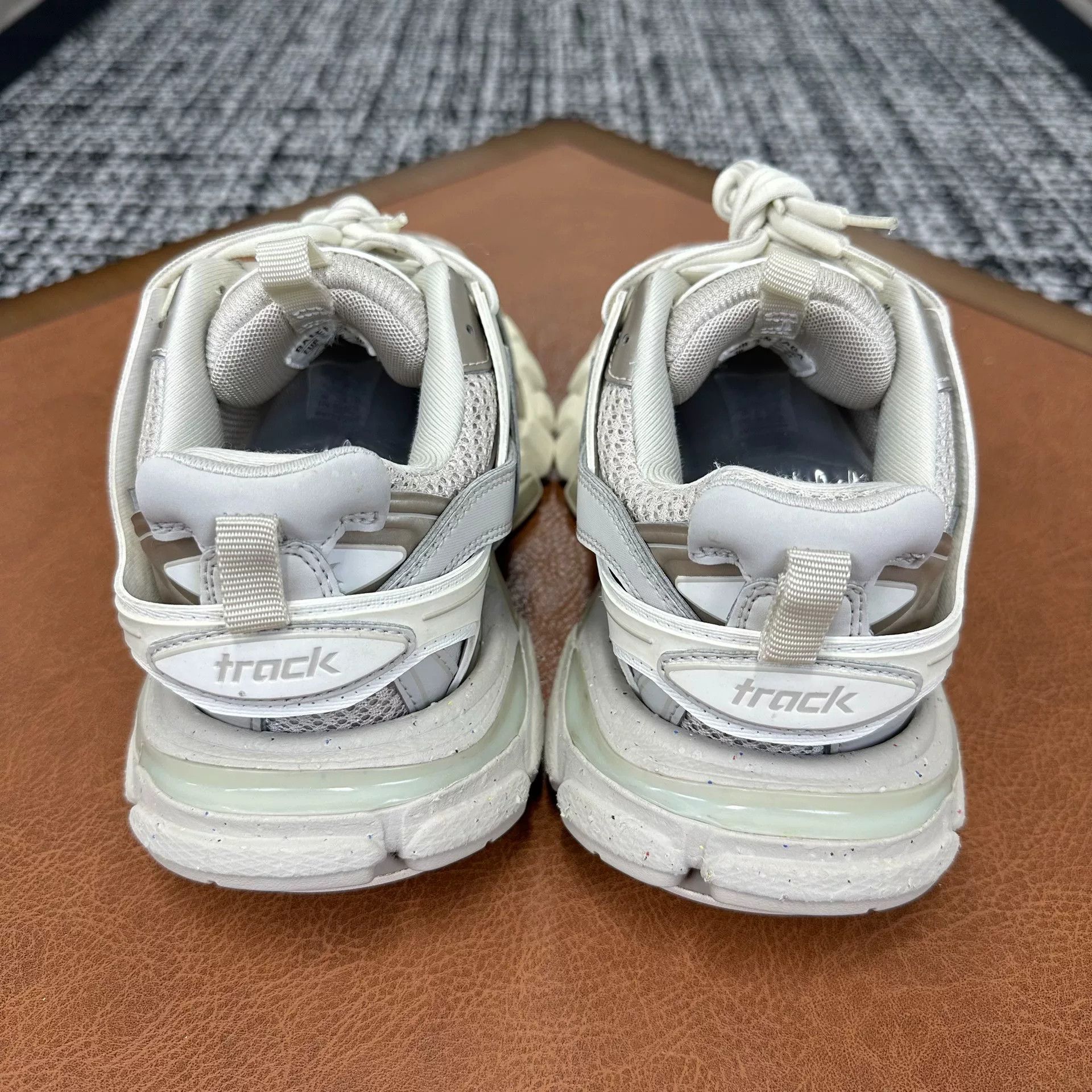 Balenciaga Balenciaga Brown Lowtop Sneakers it_36 Women Size US 6 / IT 36 - 5 Thumbnail