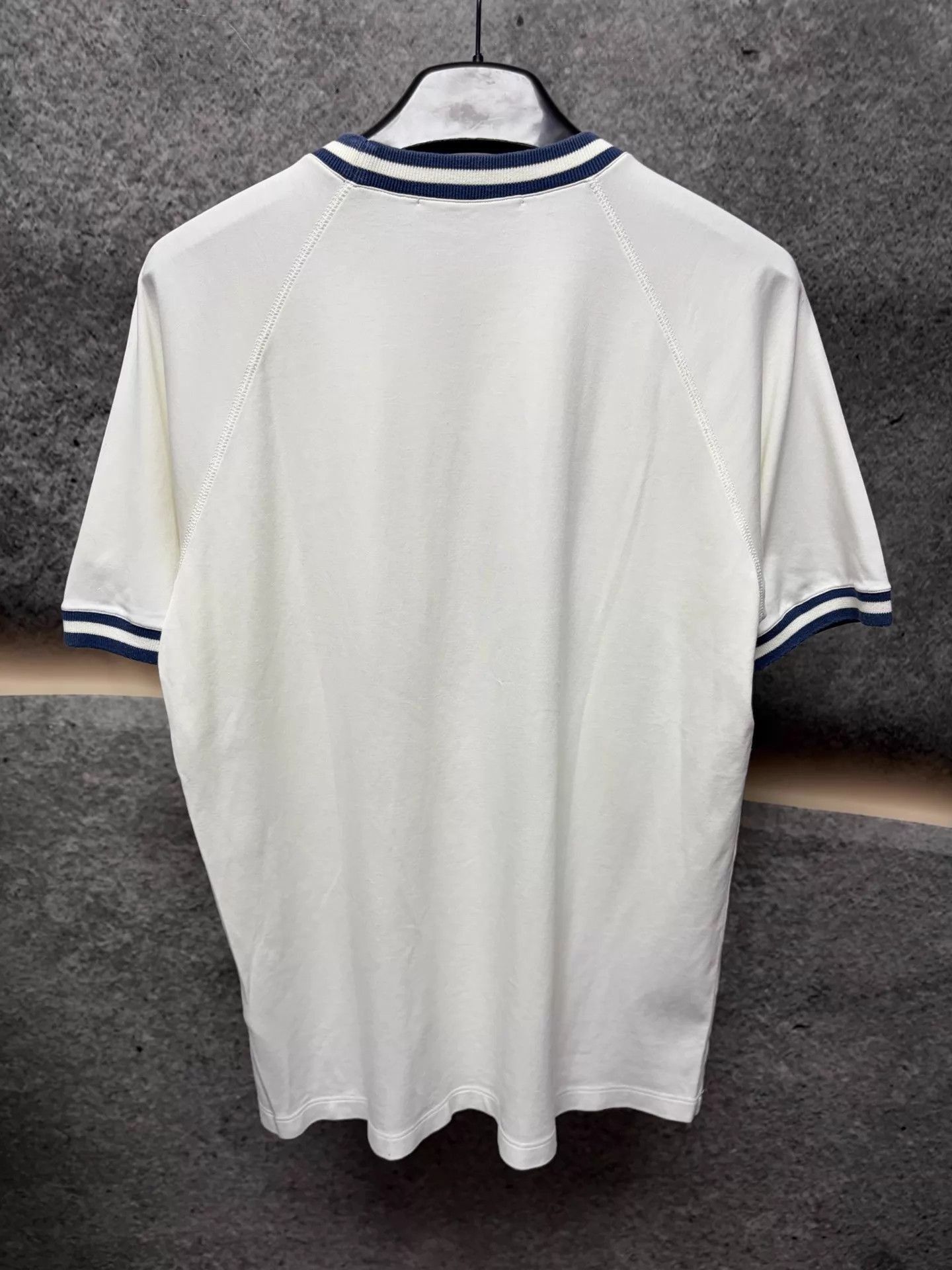 Louis Vuitton White Short Sleeve Graphic Tee - XL Size US XL / EU 56 / 4 - 2 Thumbnail