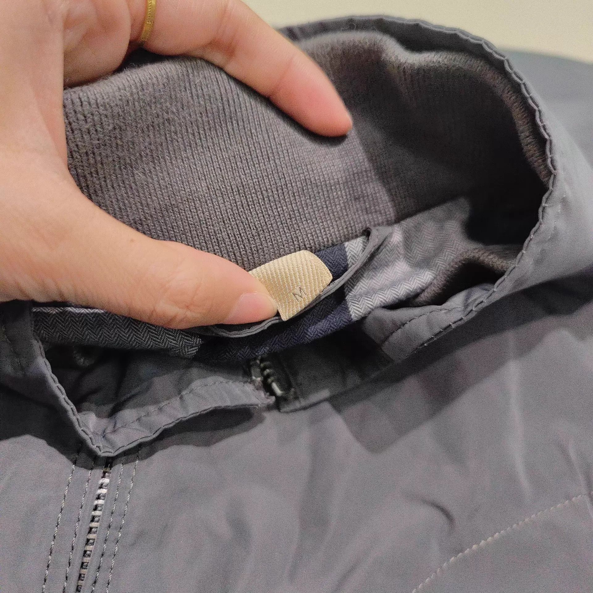 Burberry Gray Bomber Jacket with Zip Closure - Size M Size US M / EU 48-50 / 2 - 3 Thumbnail