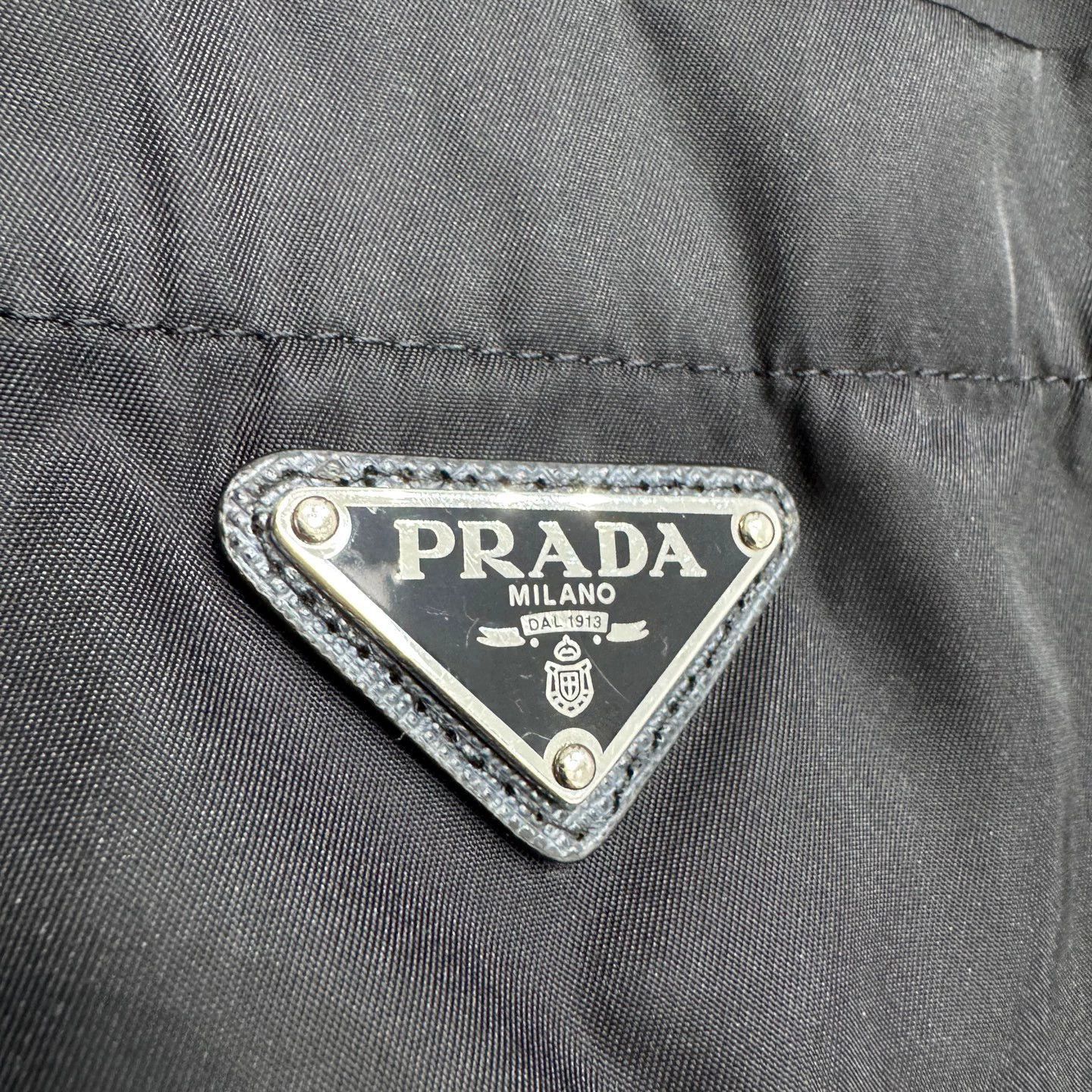 Prada Black Short-Sleeve Button-Front Shirt Size US M / EU 48-50 / 2 - 2 Thumbnail