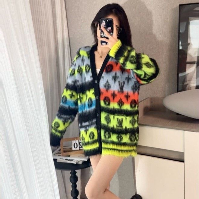 Louis Vuitton Louis Vuitton Colorful Monogram Mohair Cardigan Size M / US 6-8 / IT 42-44 - 8 Thumbnail