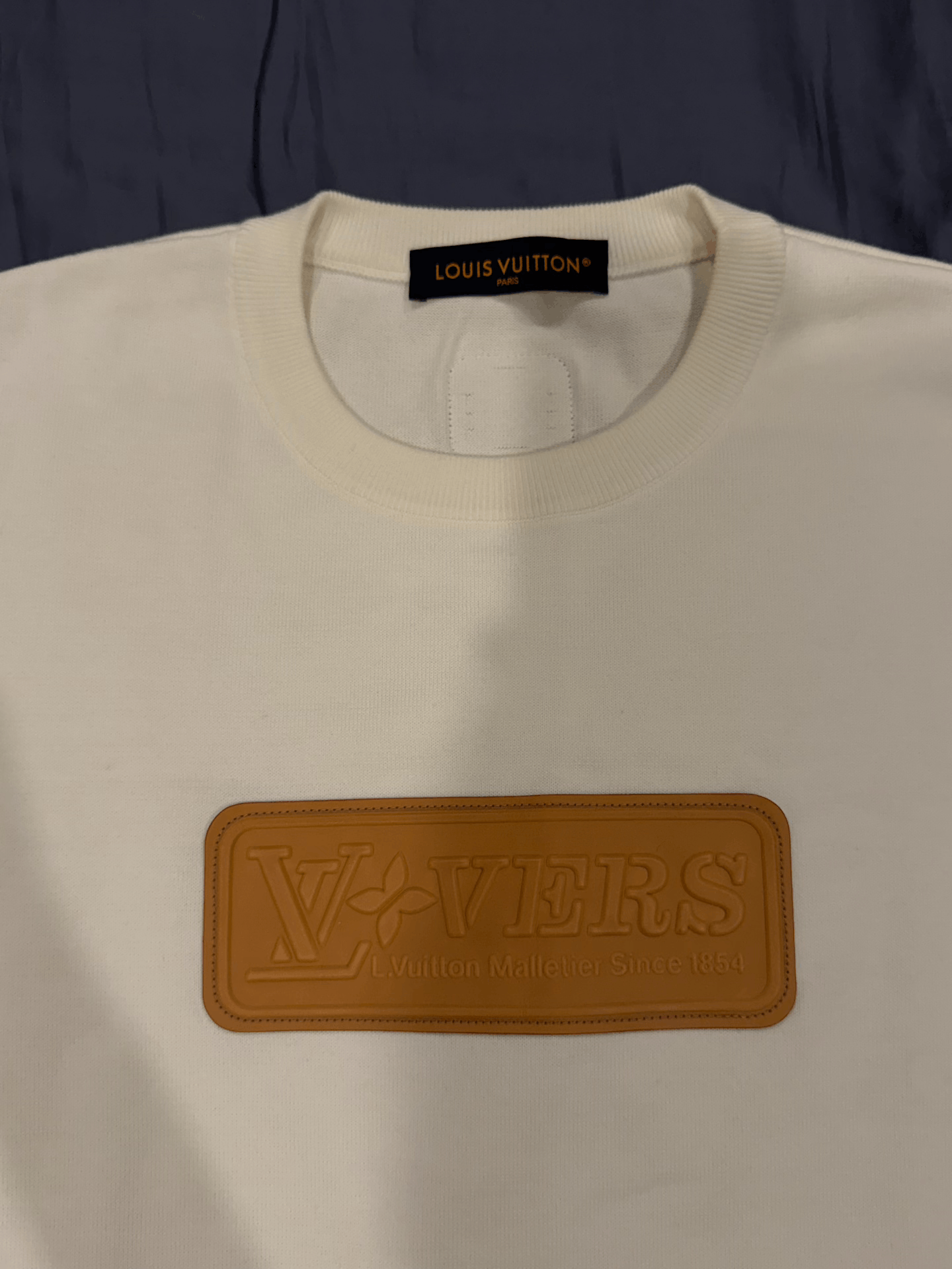 Louis Vuitton Louis Vuitton 25 Leather Patch Knit T-shirt Size US XL / EU 56 / 4 - 2 Thumbnail