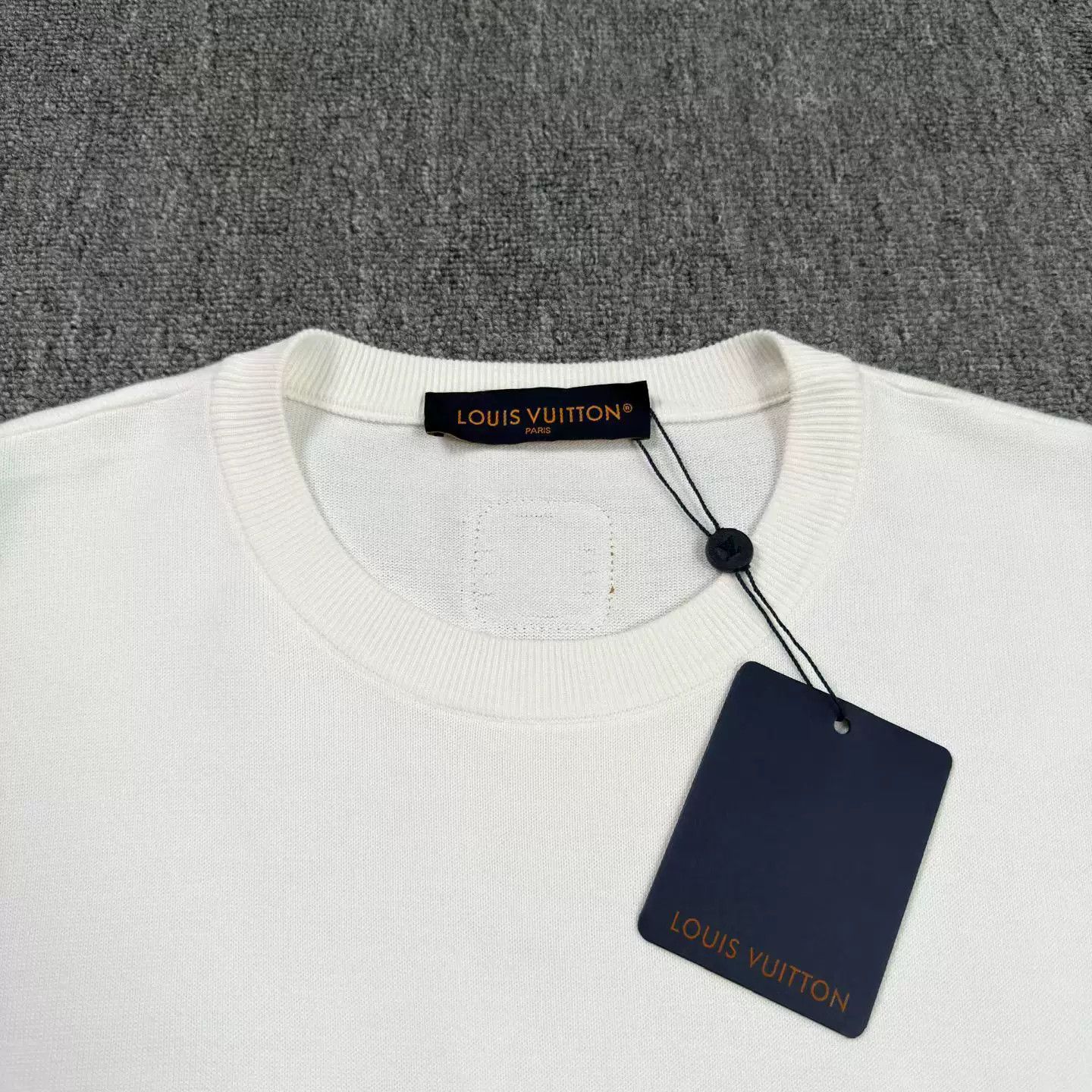 Louis Vuitton LV White Knitted Short-Sleeve Top Size US M / EU 48-50 / 2 - 3 Thumbnail