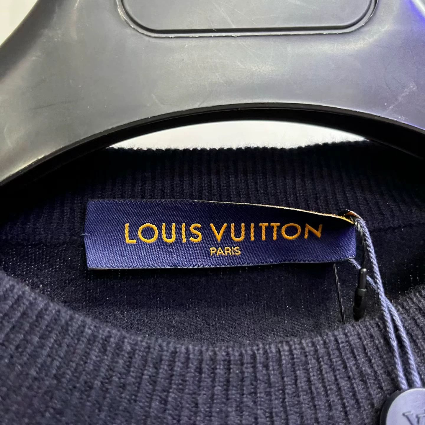 Louis Vuitton Louis Vuitton Dark Blue Full-Logo Sweater Size US M / EU 48-50 / 2 - 2 Thumbnail