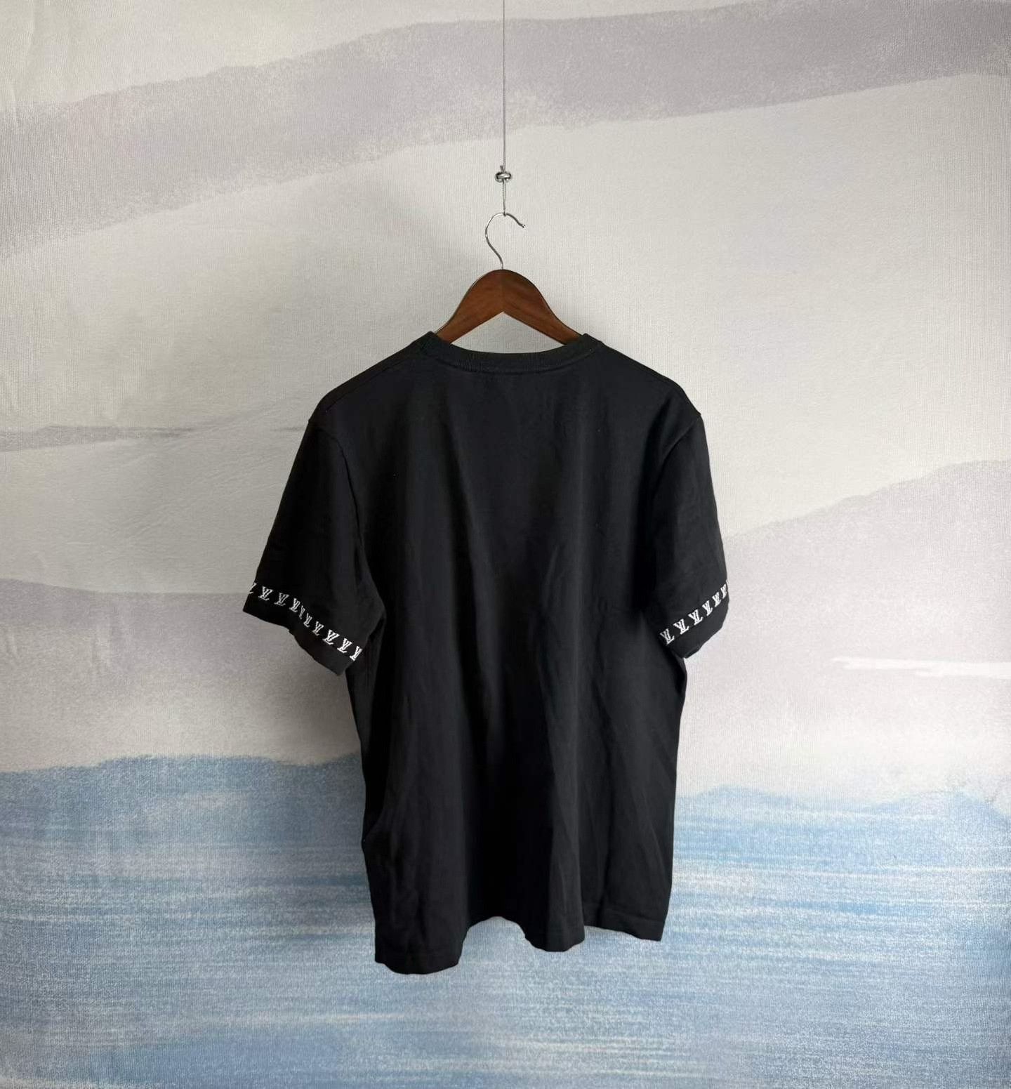 Louis Vuitton Louis Vuitton SS24 Black Knit Short-Sleeve Top Size US L / EU 52-54 / 3 - 3 Thumbnail