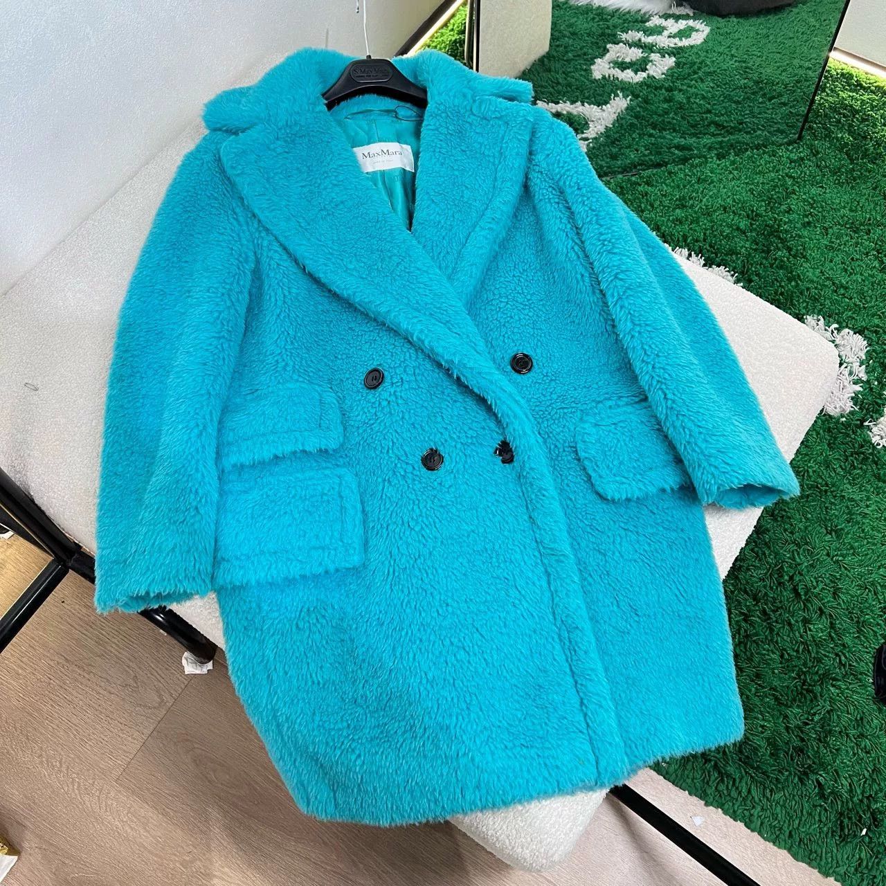 Max Mara Maxmara Turquoise Teddy Fur Coat Size XXS / US 00 / IT 34 - 5 Thumbnail