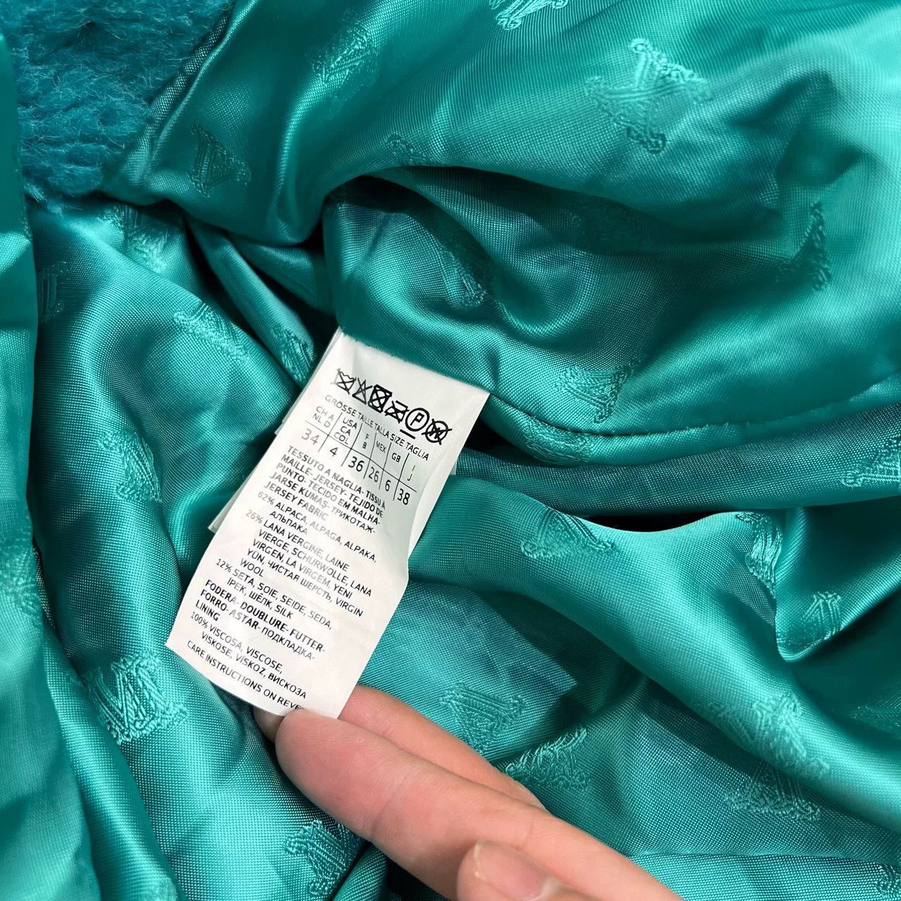 Max Mara Maxmara Turquoise Teddy Fur Coat Size XXS / US 00 / IT 34 - 6 Thumbnail