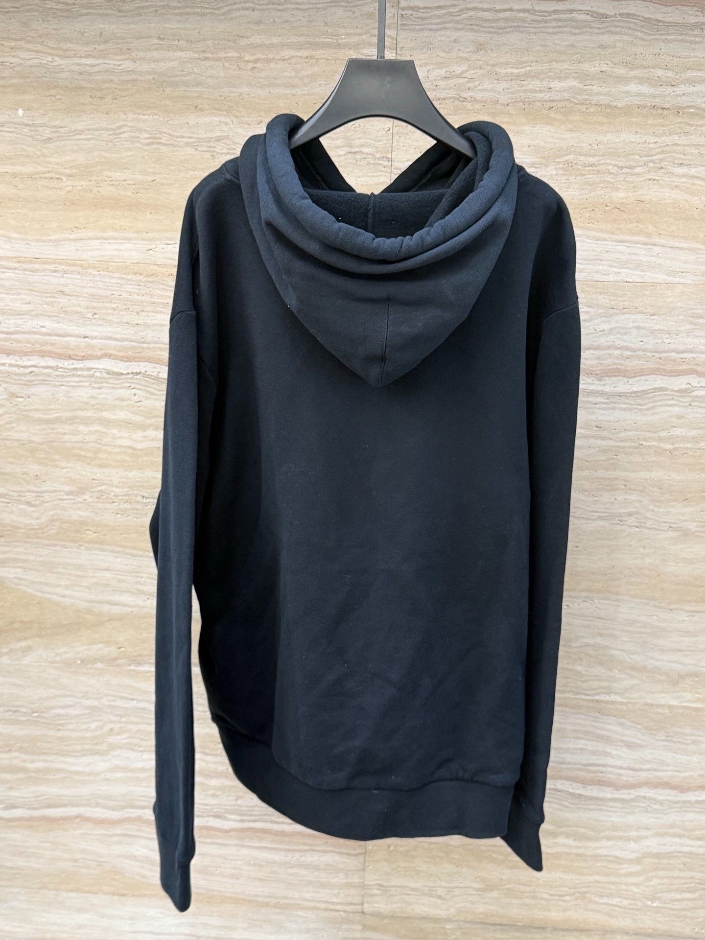 Louis Vuitton Louis Vuitton Graffiti Logo Black Hoodie Size US XXL / EU 58 / 5 - 2 Thumbnail