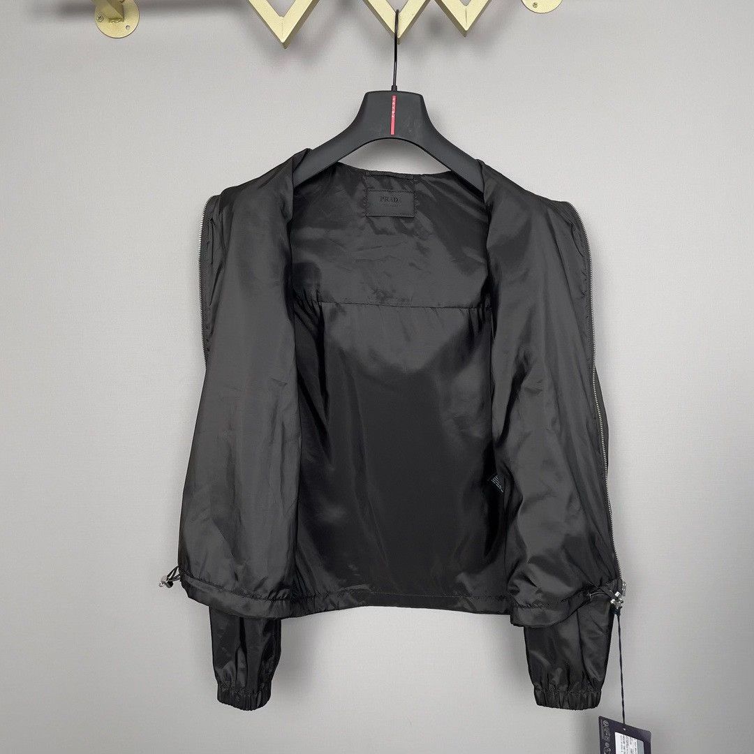 Prada Prada Men's Black Hooded Jacket Size US L / EU 52-54 / 3 - 6 Thumbnail