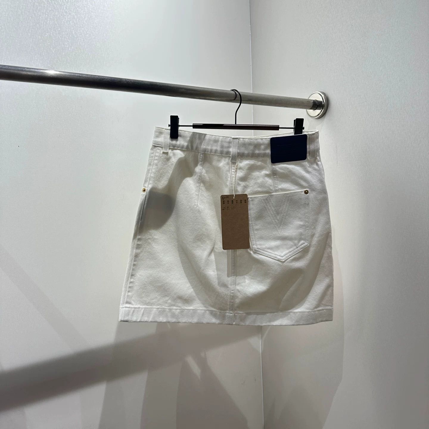 Louis Vuitton Louis Vuitton Monogram Pocket Denim Skirt Size 36" / US 14 / IT 50 - 2 Thumbnail