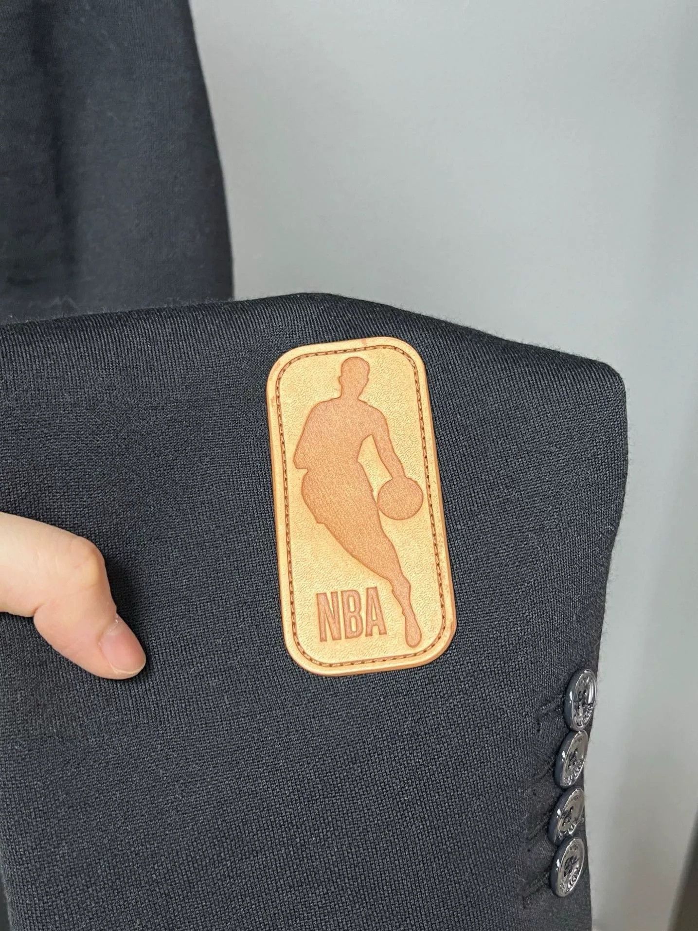 Louis Vuitton Louis Vuitton NBA Leather Label Wool Blazer Size US S / EU 44-46 / 1 - 3 Thumbnail