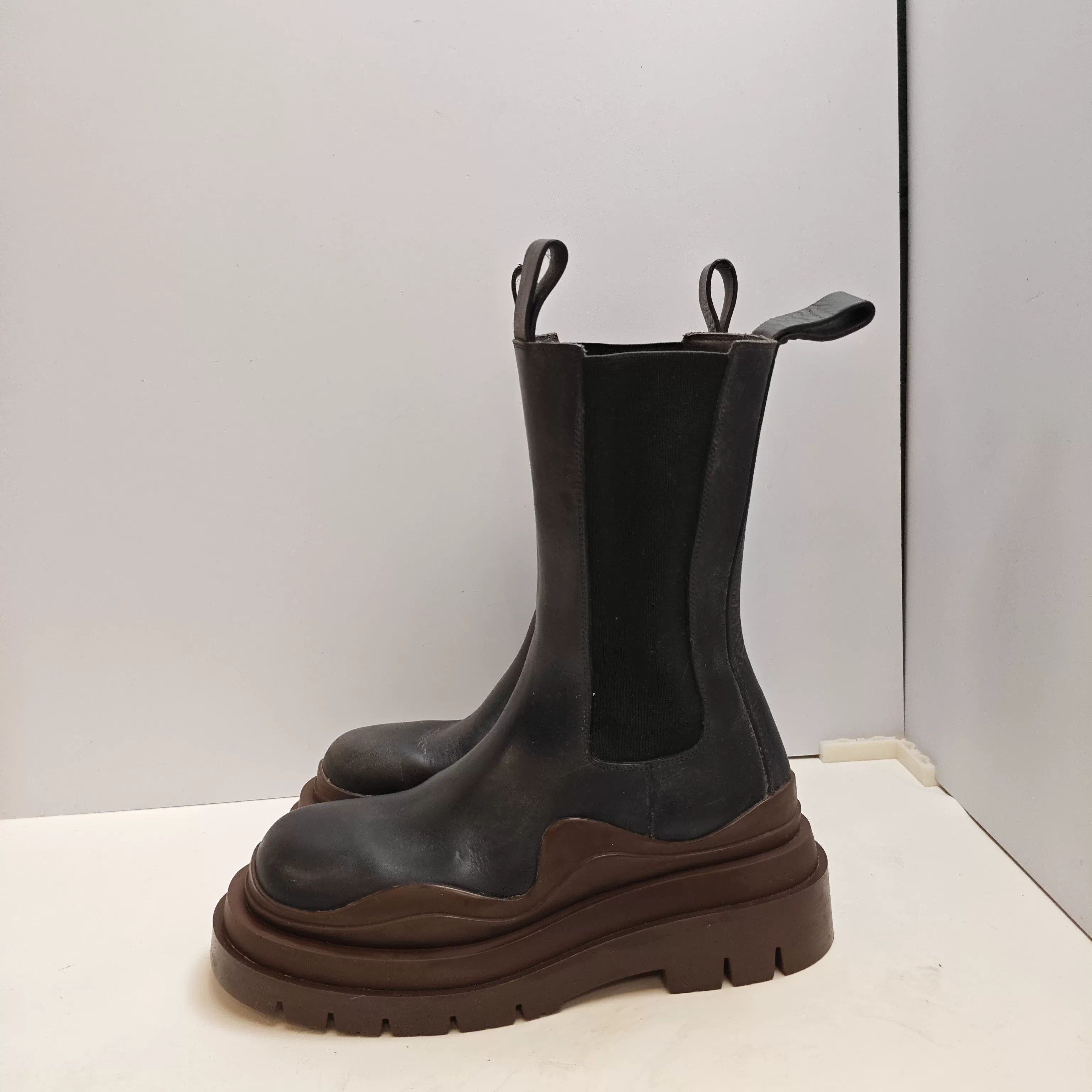Bottega Veneta Bottega Veneta Size 36 Black Boots Size US 5 / IT 35 - 2 Thumbnail