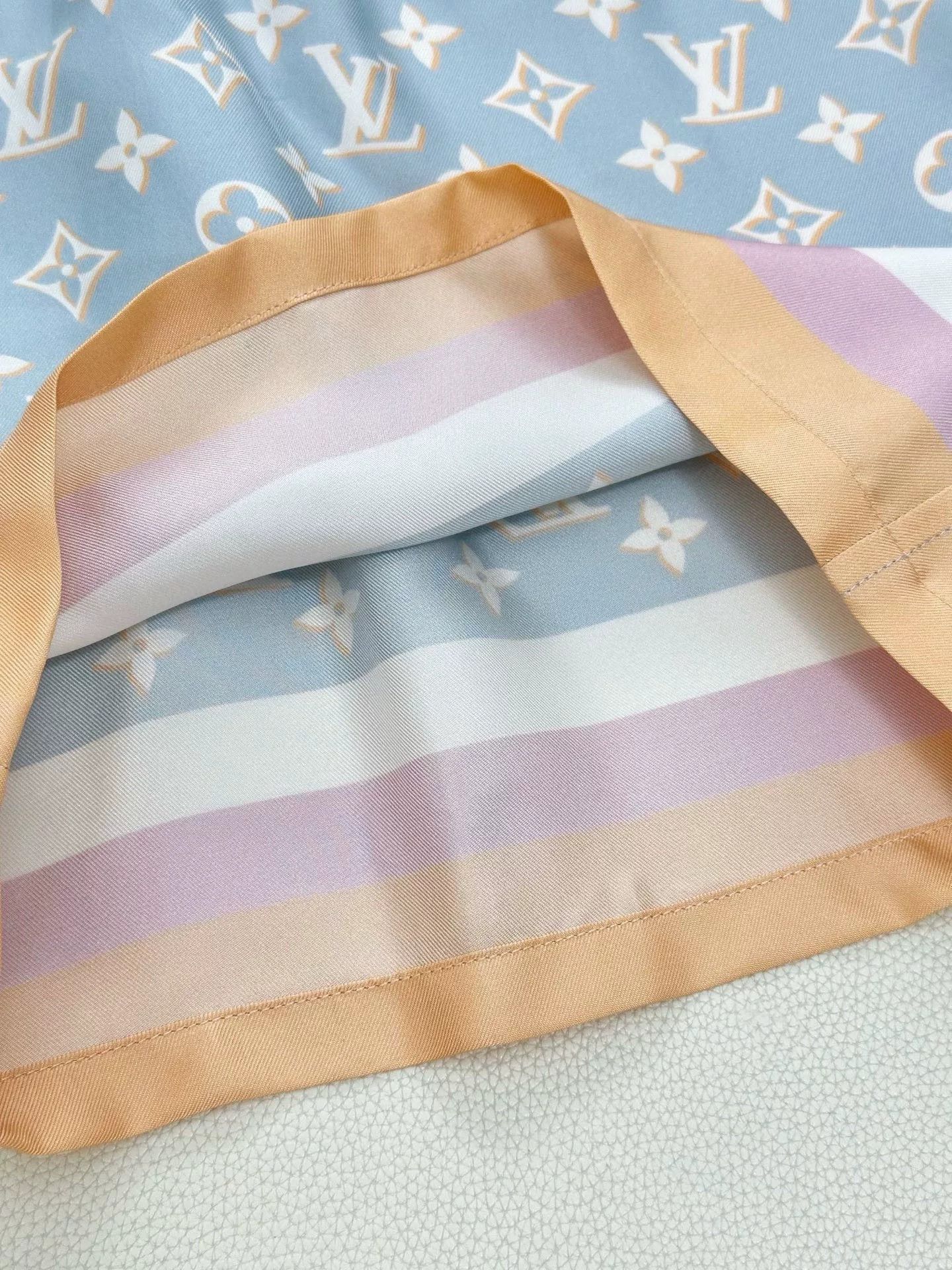 Louis Vuitton LV Logo Stripe Elastic Straight Shorts Size 34" / US 12 / IT 48 - 5 Thumbnail