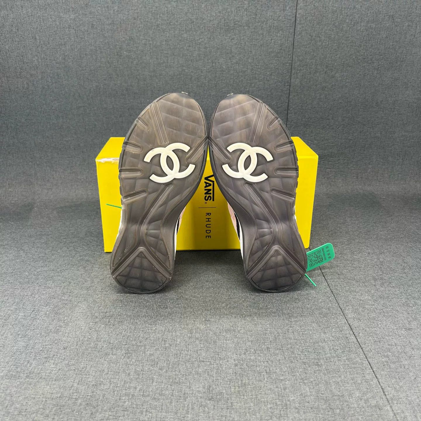 Chanel Chanel Pink Low-Top Casual Shoes Size US 6 / IT 36 - 4 Thumbnail