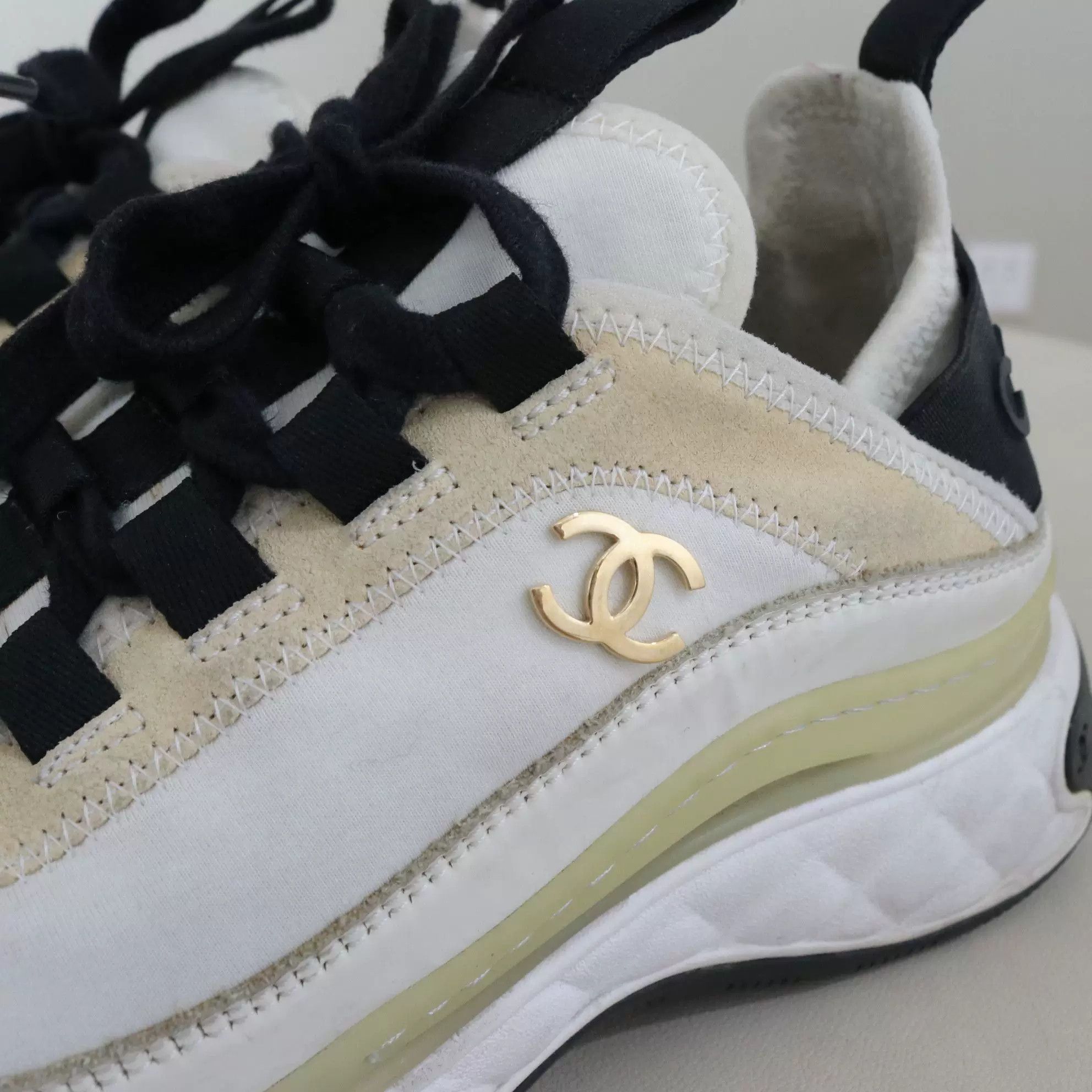 Chanel Chanel 20C Women's Sport Casual Shoes Size US 5 / IT 35 - 6 Thumbnail