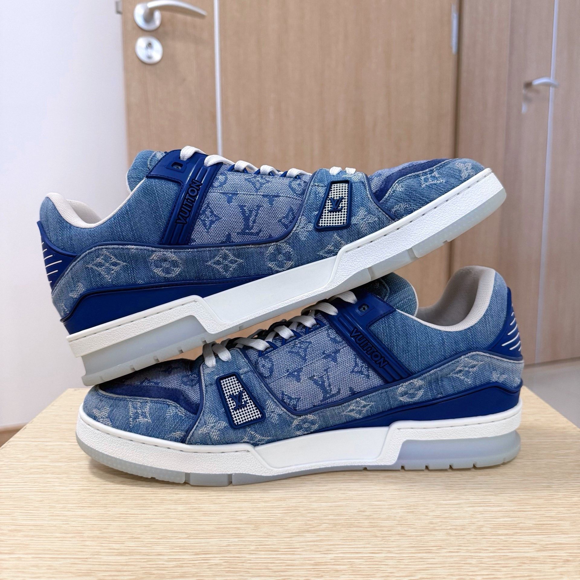 Louis Vuitton LV Trainer Blue White Denim Sneakers Size US 11 / EU 44 - 3 Thumbnail