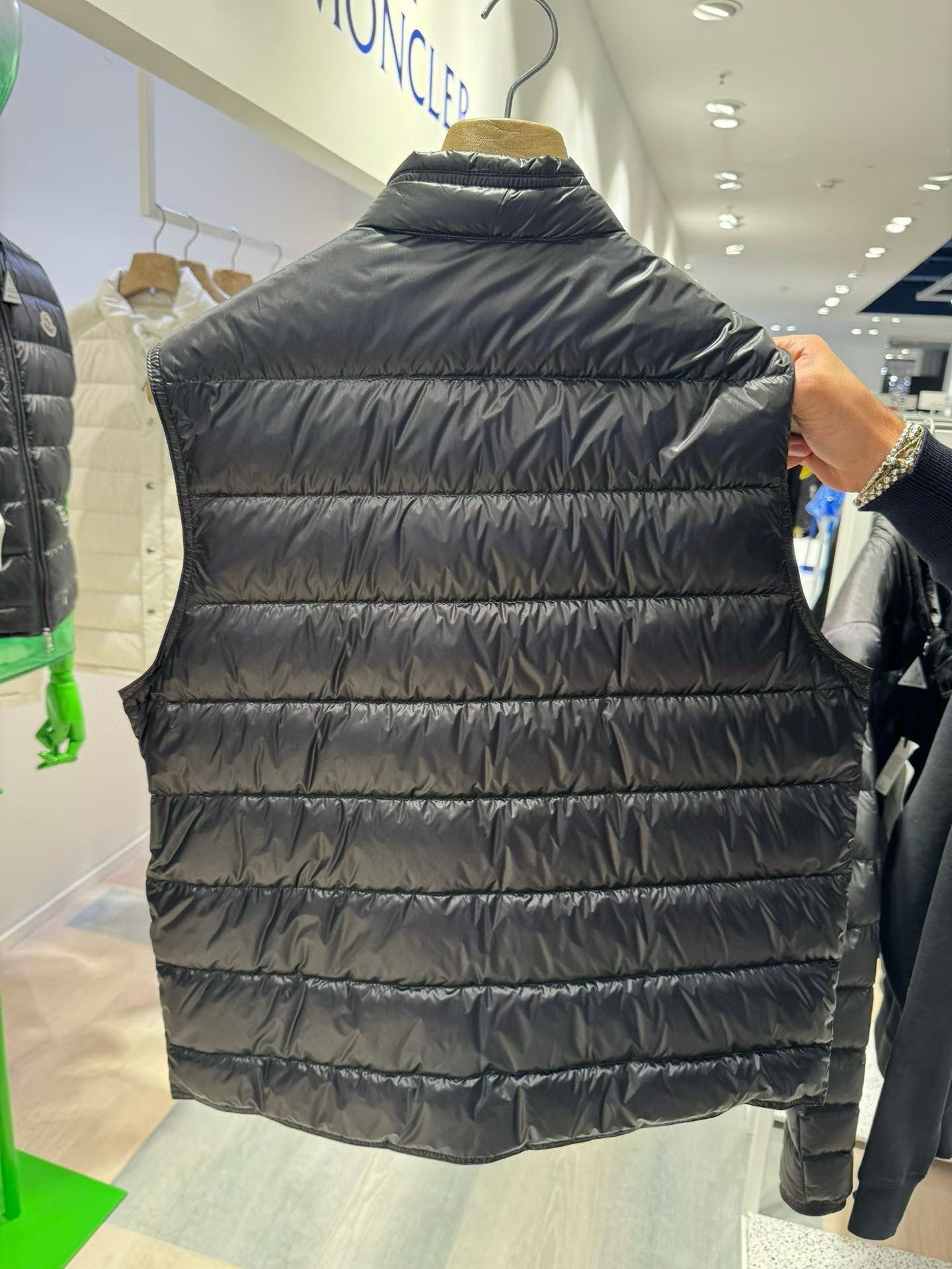 Moncler Moncler Men's Black Down Vest Size US L / EU 52-54 / 3 - 2 Thumbnail