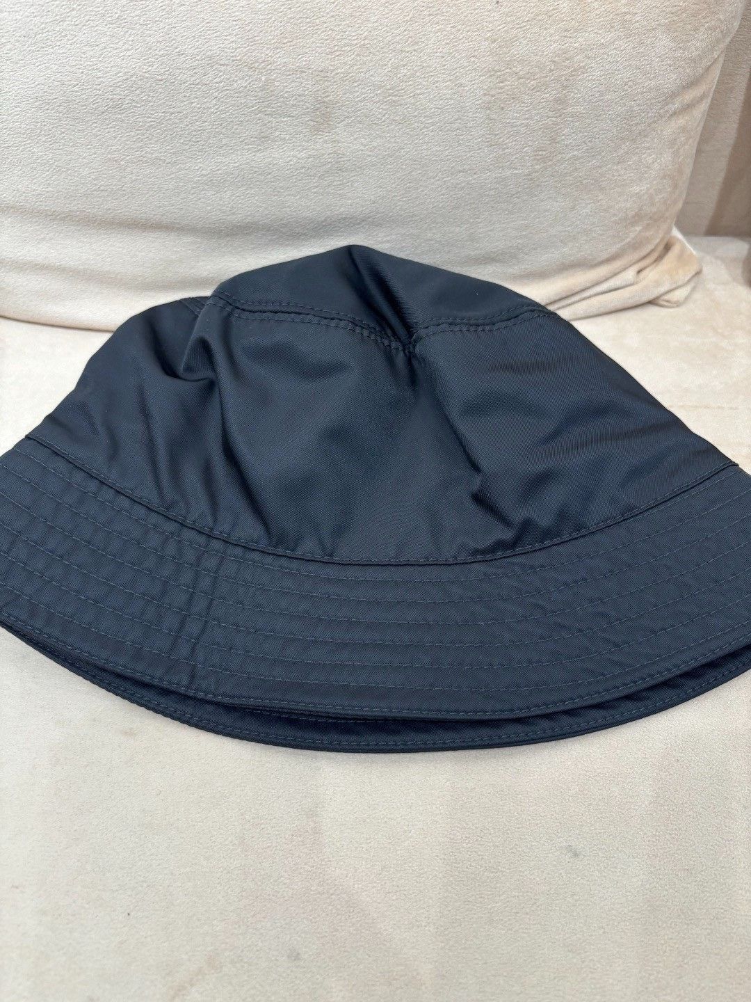 Prada Prada Black Bucket Hat with Triangle Logo Size ONE SIZE - 3 Thumbnail
