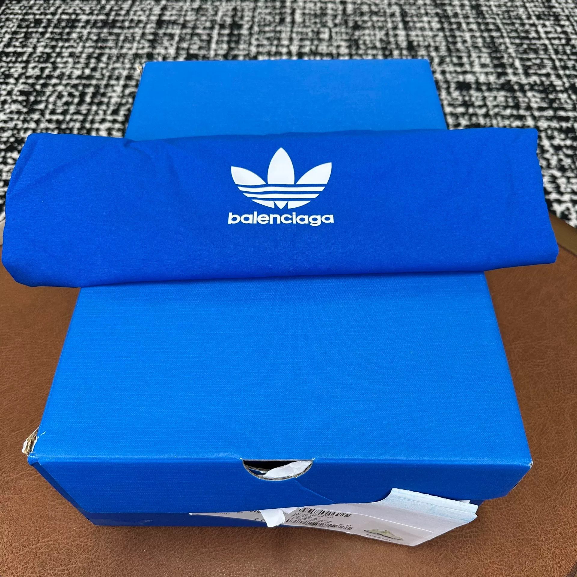Adidas Adidas Collab Lowtop Sneakers 8 Men Size US 8 / EU 41 - 9 Thumbnail