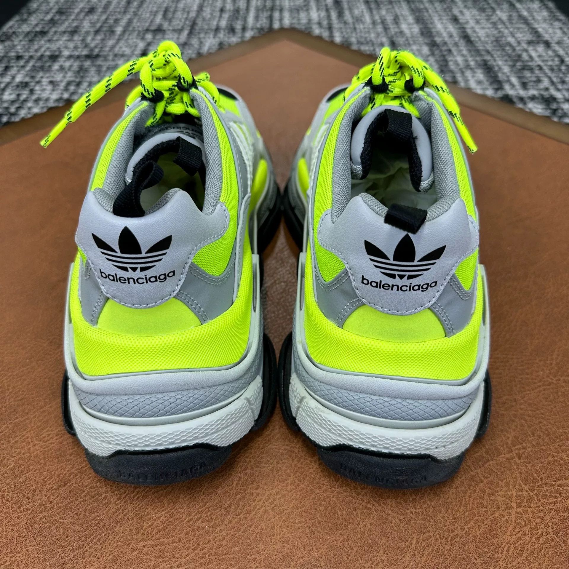 Adidas Adidas Collab Lowtop Sneakers 8 Men Size US 8 / EU 41 - 3 Thumbnail