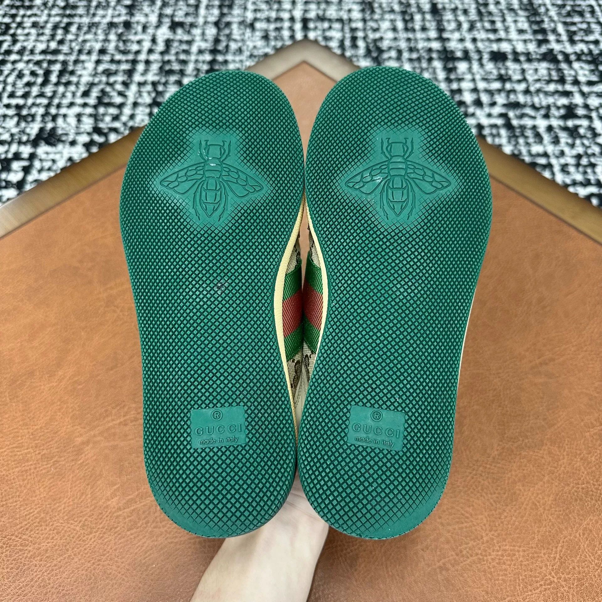 Gucci Gucci Green Lowtop Sneakers it_34-5 Women Size US 4.5 / IT 34.5 - 8 Thumbnail