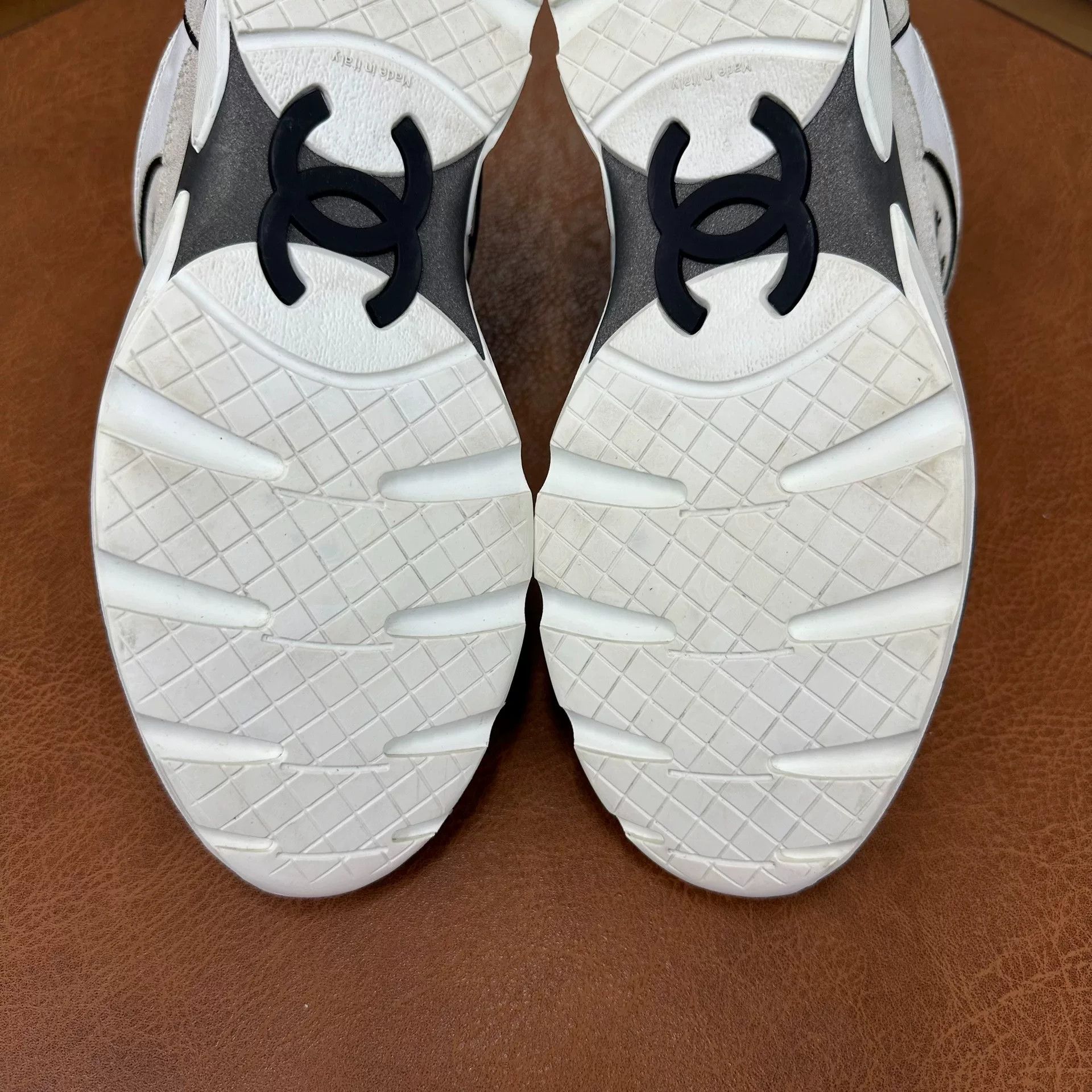 Chanel Chanel Casual Black Lowtop Sneakers it_36 Women Size US 6 / IT 36 - 8 Thumbnail