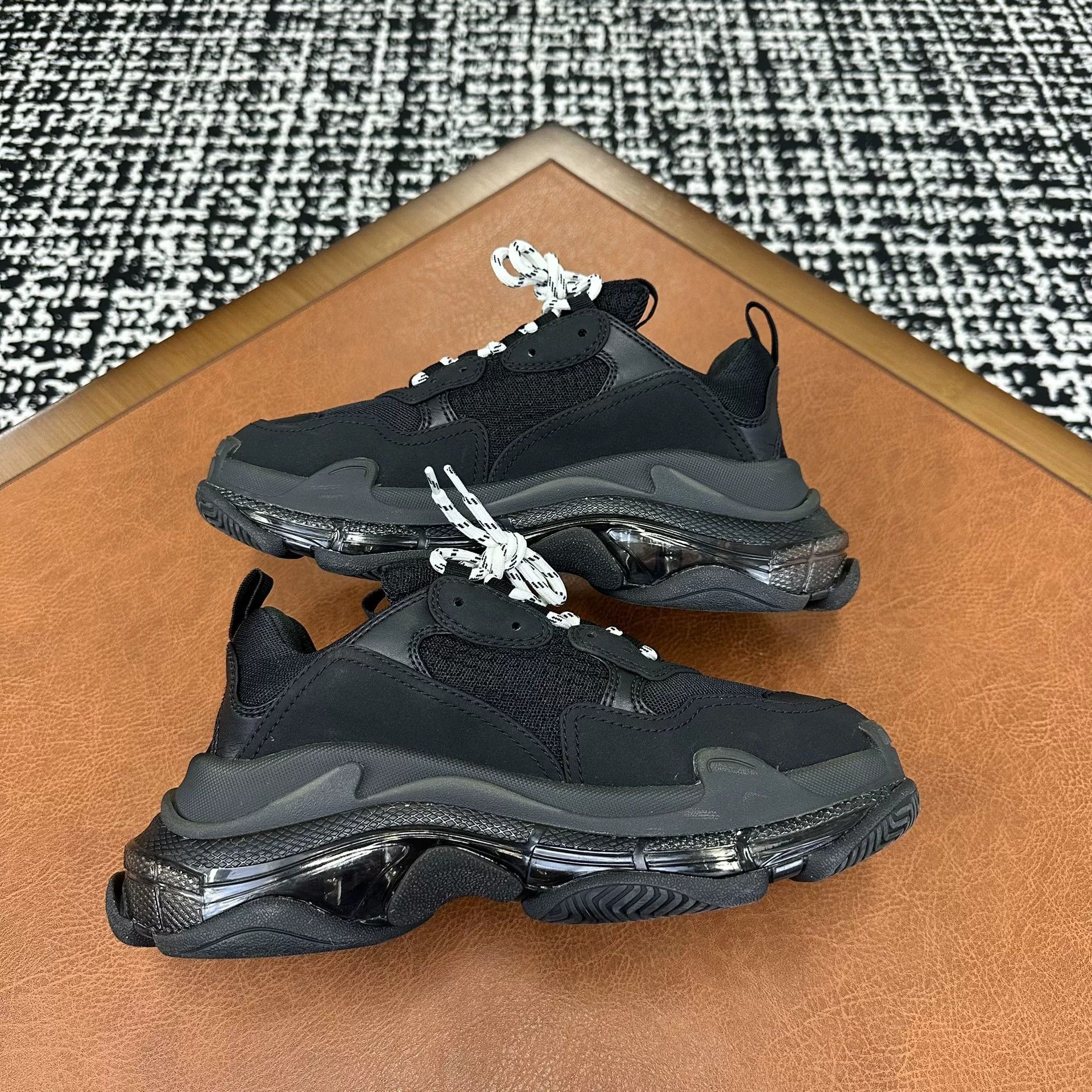 Balenciaga Balenciaga Lowtop Sneakers it_38 Women Size US 8 / IT 38 - 6 Thumbnail
