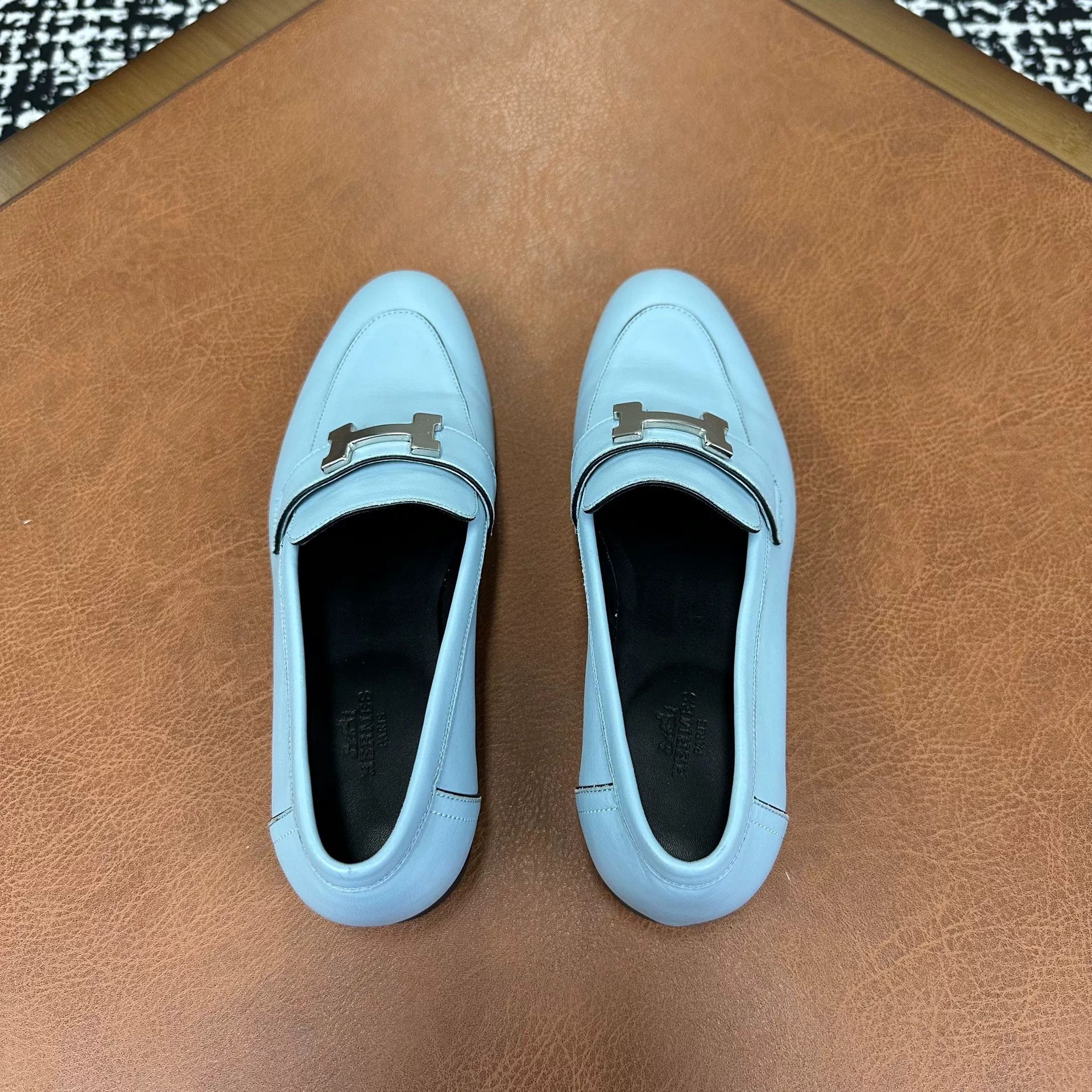 Hermes Hermes Lowtop Sneakers it_37 Women Size US 7 / IT 37 - 4 Thumbnail
