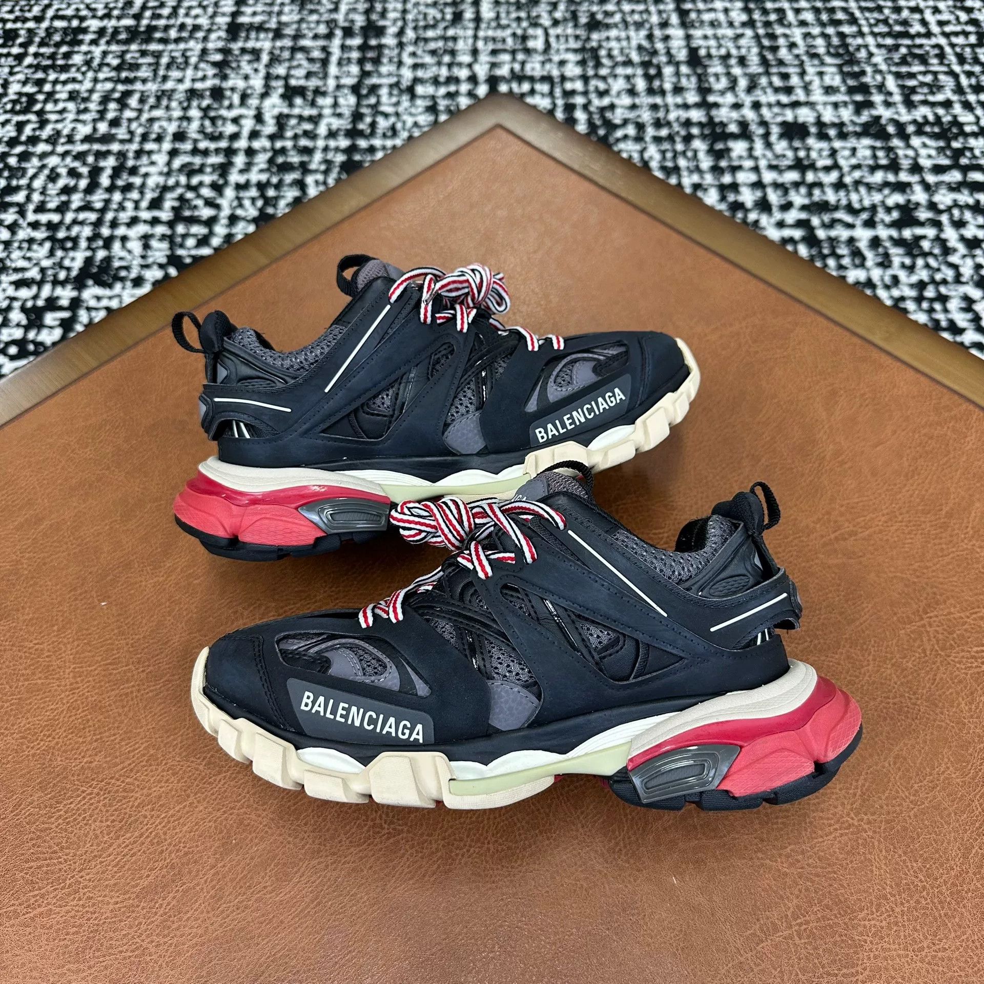 Balenciaga Balenciaga Lowtop Sneakers it_35 Women Size US 5 / IT 35 - 4 Thumbnail