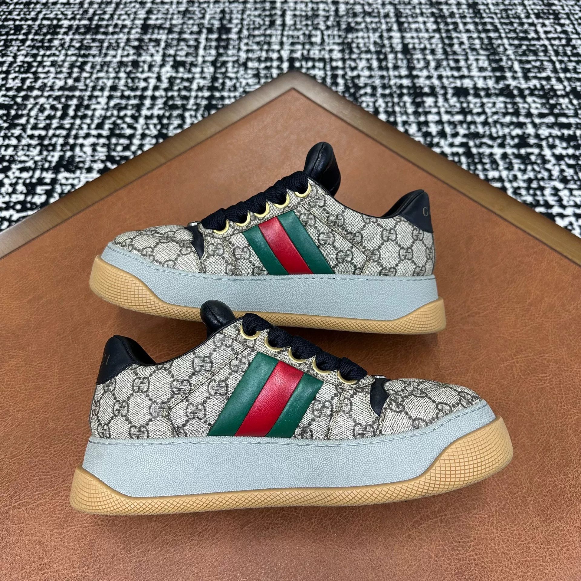 Gucci Gucci Brown Lowtop Sneakers 9 Men Size US 9 / EU 42 - 6 Thumbnail