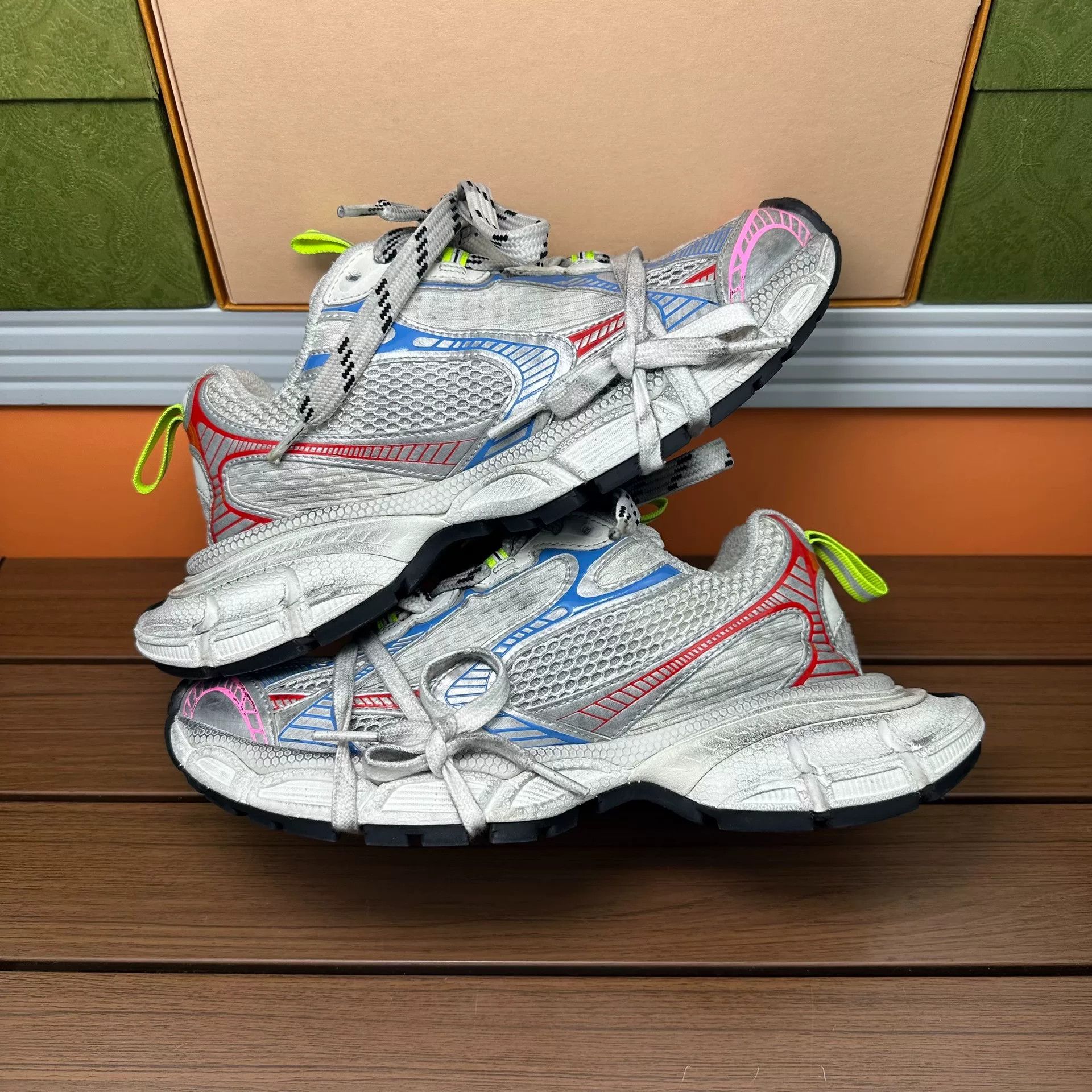 Balenciaga Balenciaga Distressed Multi Lowtop Sneakers it_37 Women Size US 7 / IT 37 - 2 Thumbnail