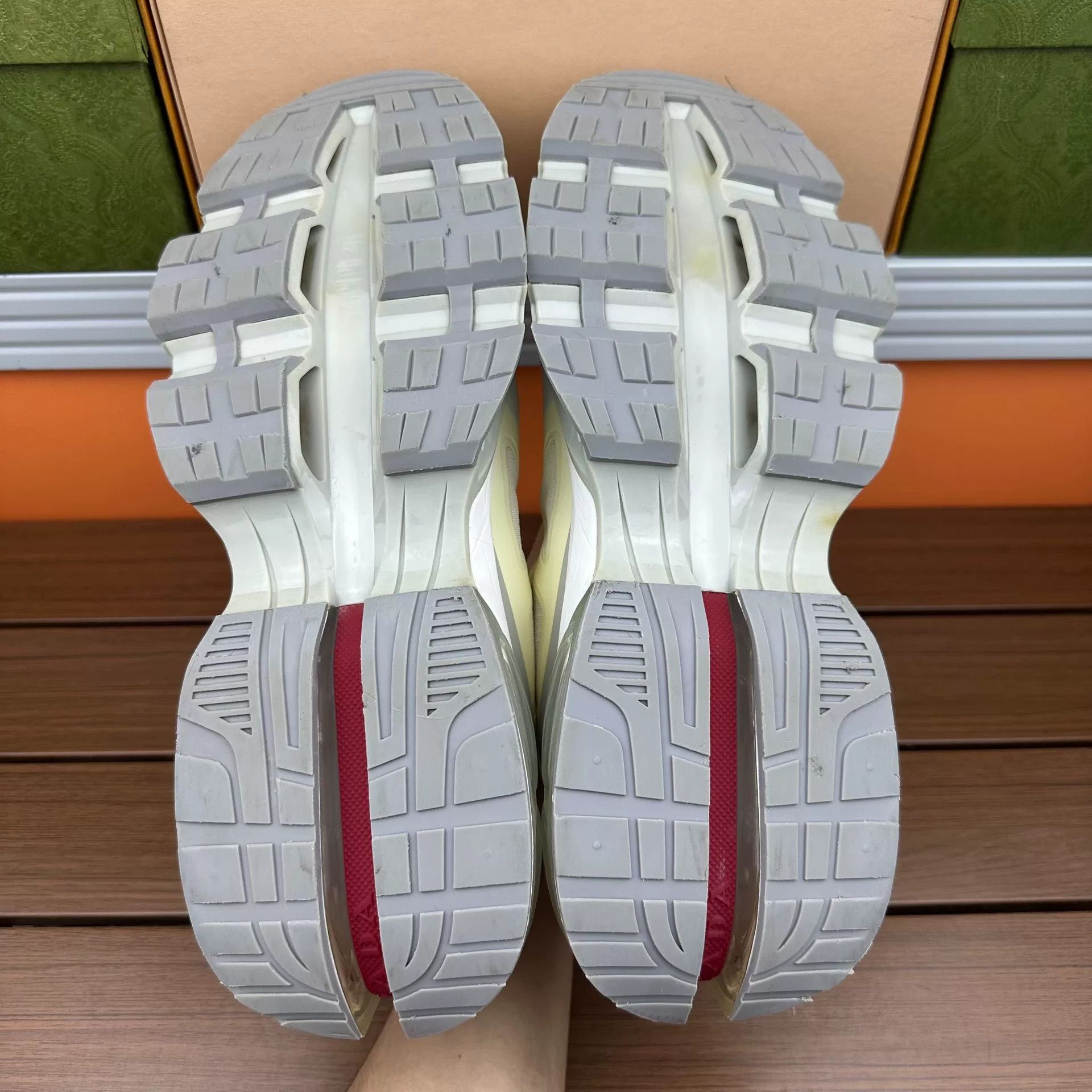 Prada Prada Casual Lowtop Sneakers 9 Men Size US 9 / EU 42 - 9 Thumbnail