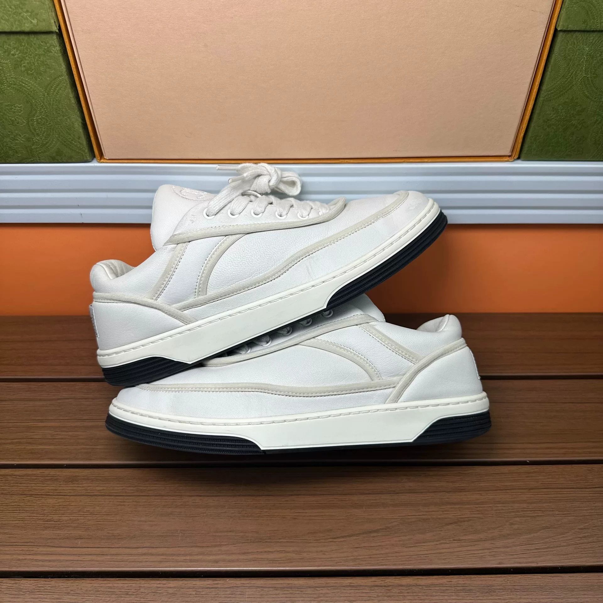 Chanel Chanel White Lowtop Sneakers it_36 Women Size US 6 / IT 36 - 2 Thumbnail
