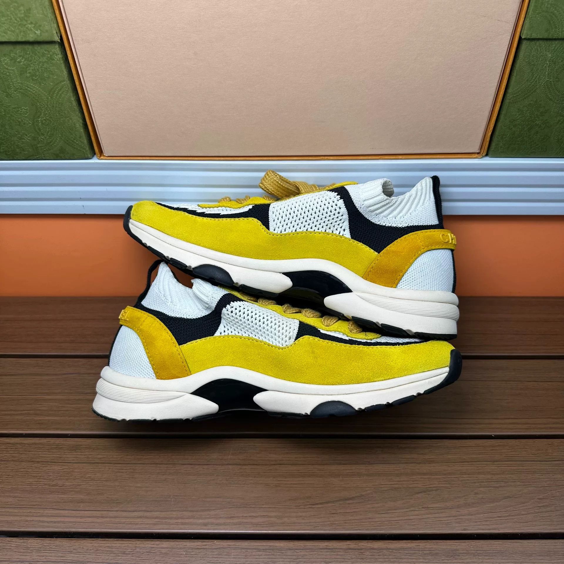 Chanel Chanel Casual Yellow Lowtop Sneakers it_37 Women Size US 7 / IT 37 - 3 Thumbnail